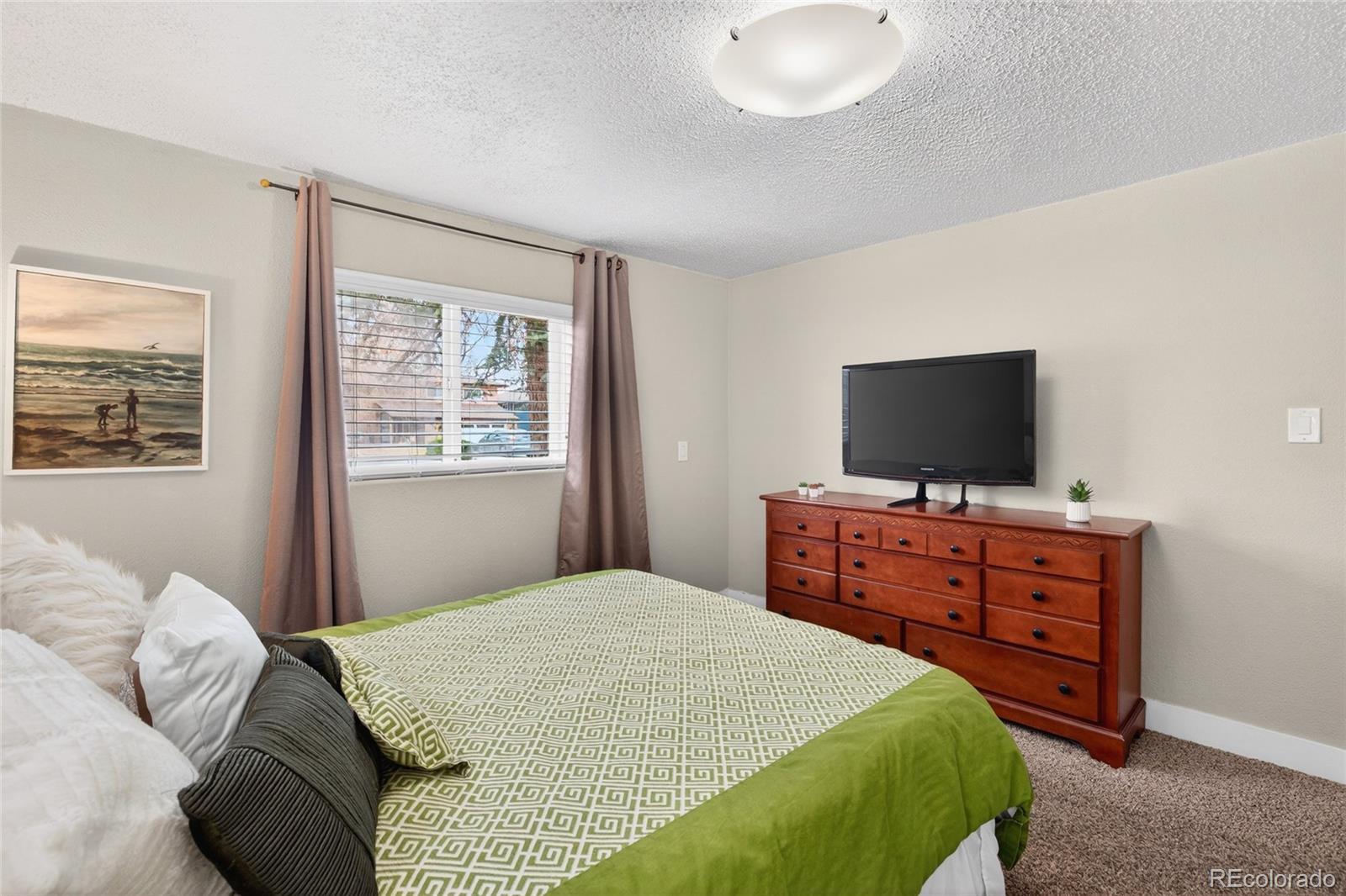 MLS Image #33 for 2916 s downing street,englewood, Colorado