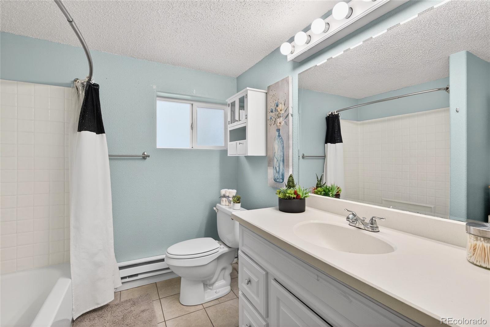 MLS Image #35 for 2916 s downing street,englewood, Colorado