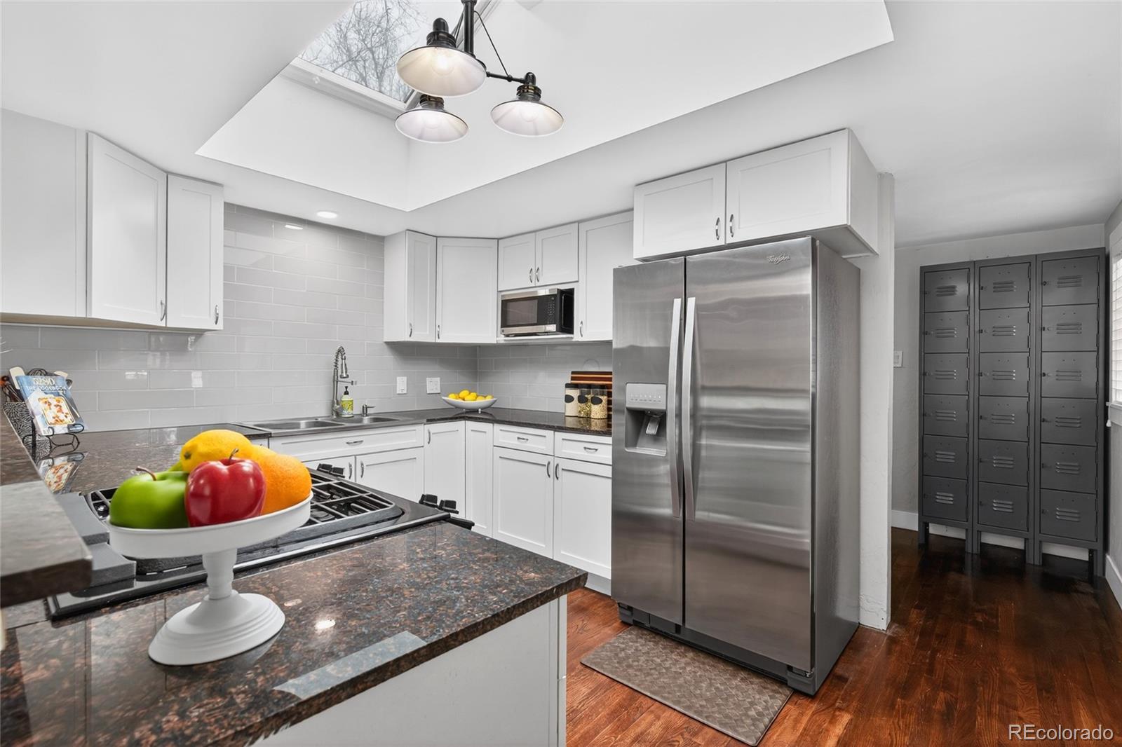 MLS Image #4 for 2916 s downing street,englewood, Colorado