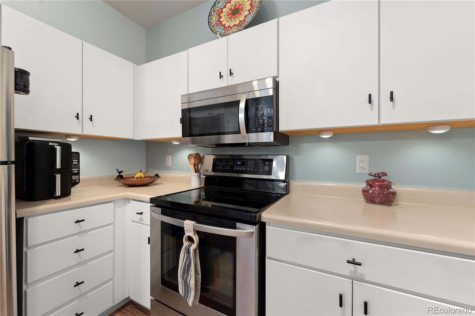 MLS Image #11 for 1632 w canal circle,littleton, Colorado
