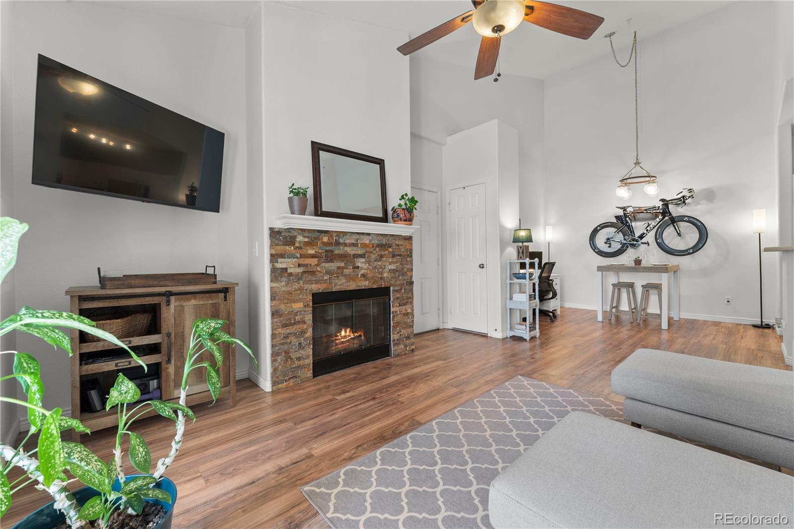 MLS Image #3 for 1632 w canal circle,littleton, Colorado