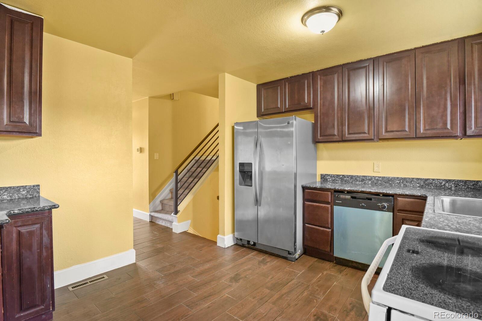 MLS Image #7 for 6906 s spruce drive,centennial, Colorado
