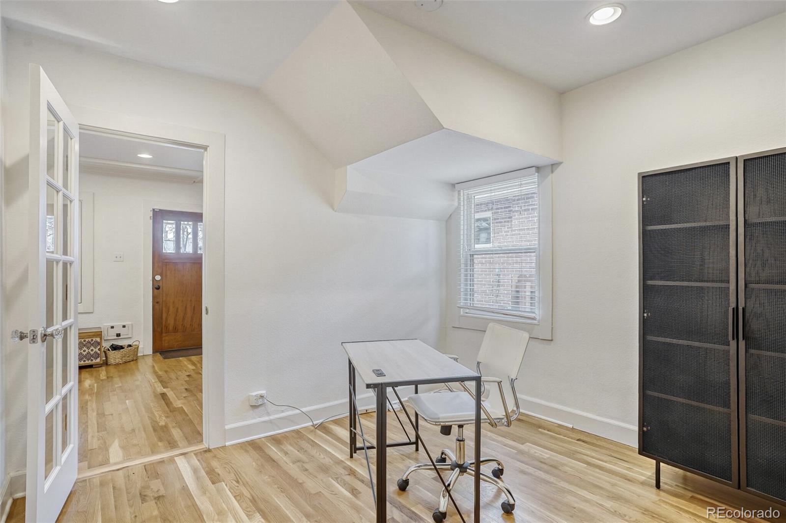 MLS Image #17 for 860 s vine street,denver, Colorado