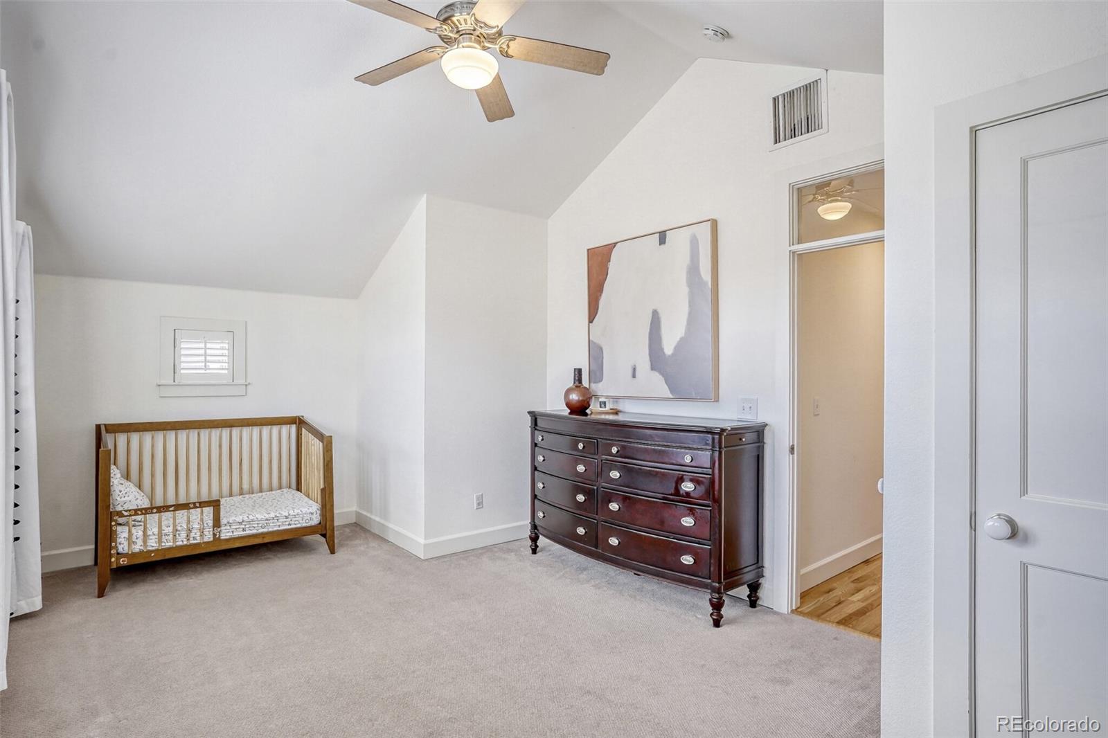 MLS Image #23 for 860 s vine street,denver, Colorado