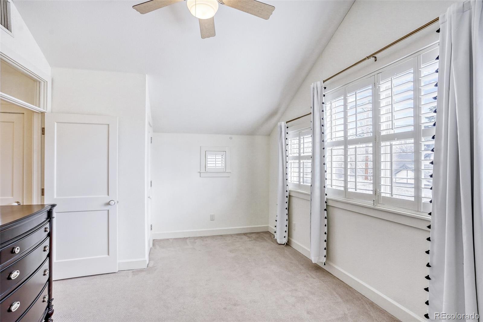 MLS Image #24 for 860 s vine street,denver, Colorado