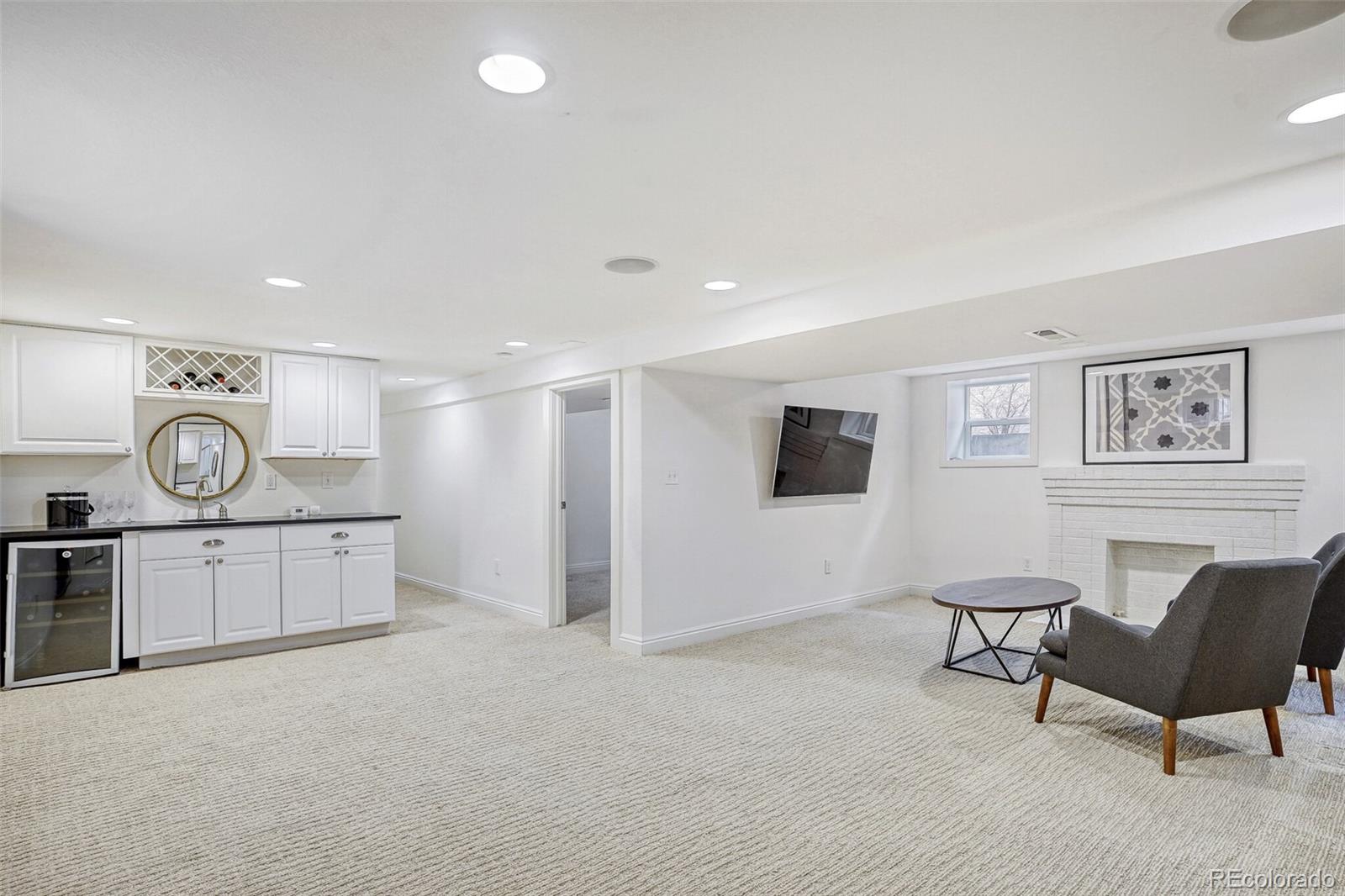 MLS Image #27 for 860 s vine street,denver, Colorado