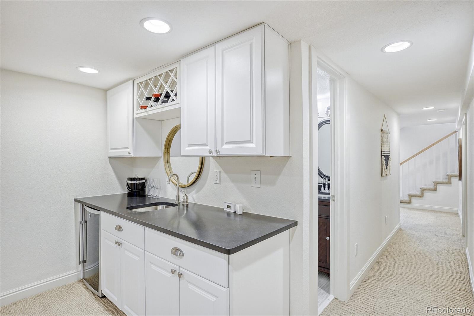 MLS Image #28 for 860 s vine street,denver, Colorado