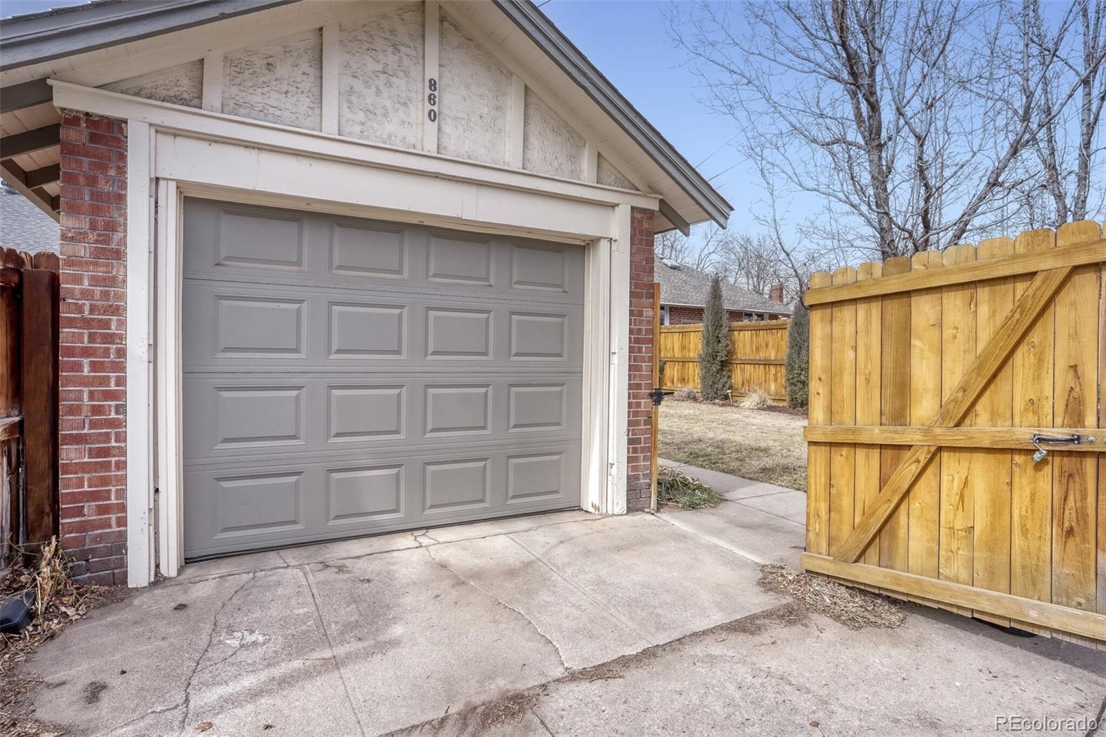 MLS Image #32 for 860 s vine street,denver, Colorado