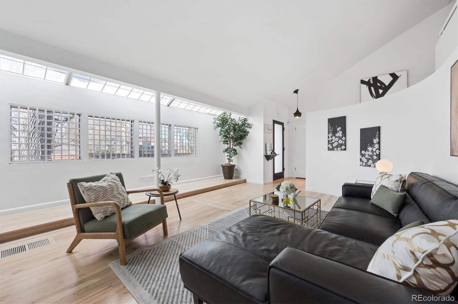 MLS Image #6 for 778  hudson street,denver, Colorado