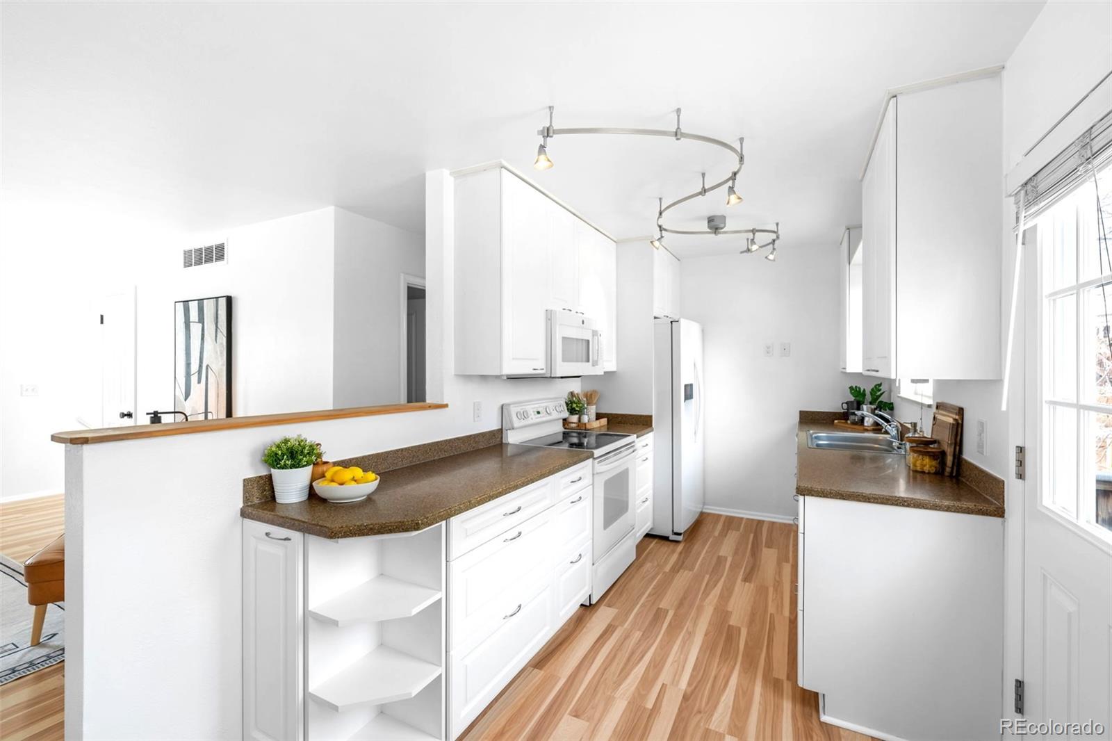 MLS Image #7 for 10597 w 107th avenue,westminster, Colorado
