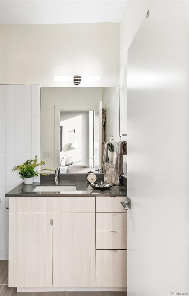 MLS Image #24 for 1304 n emerson street ,denver, Colorado