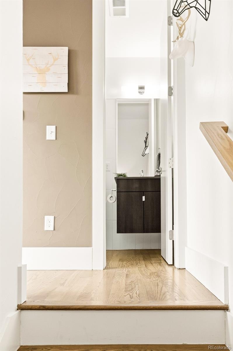 MLS Image #8 for 1304 n emerson street ,denver, Colorado