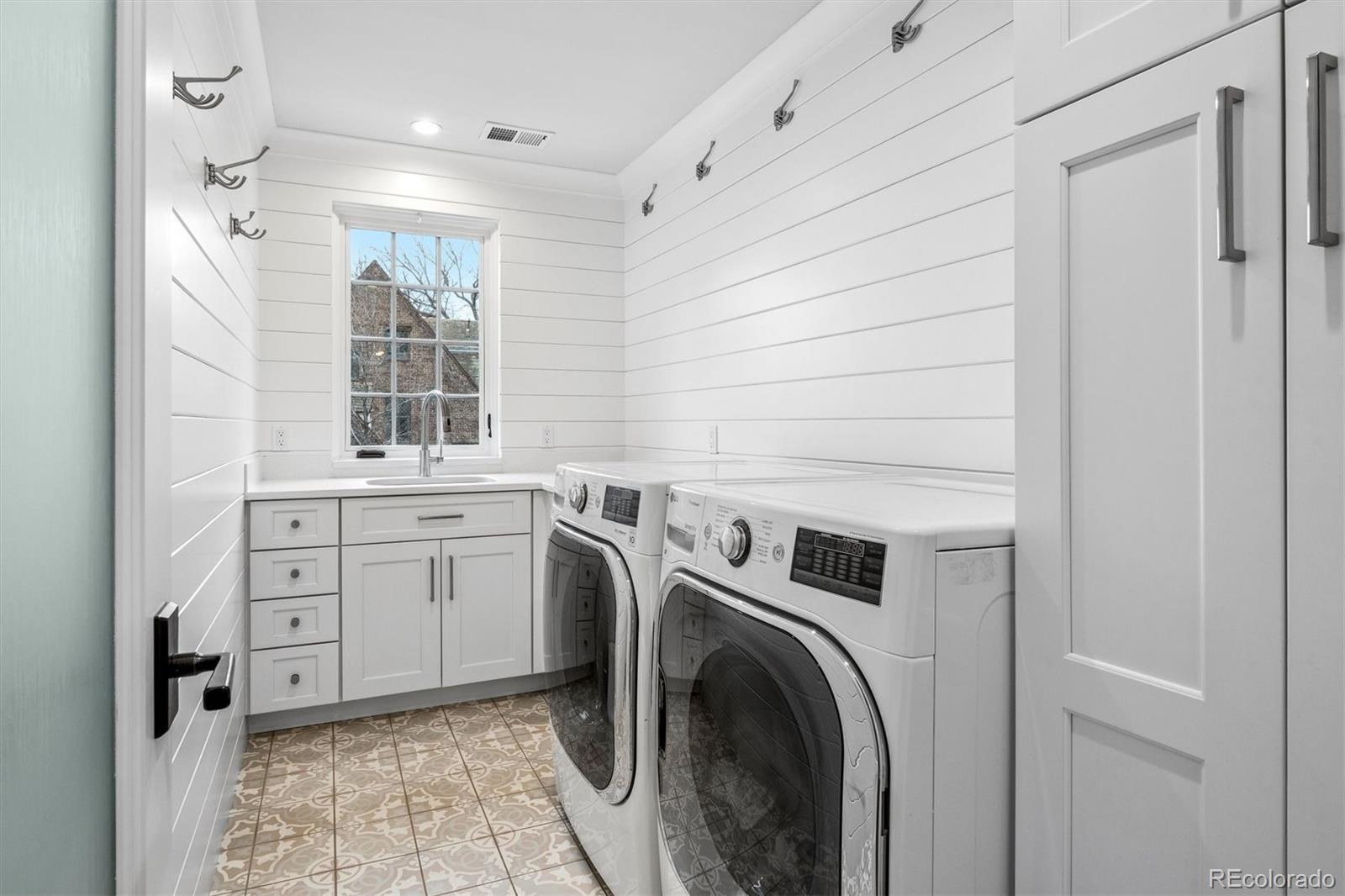 MLS Image #27 for 130  gaylord street,denver, Colorado