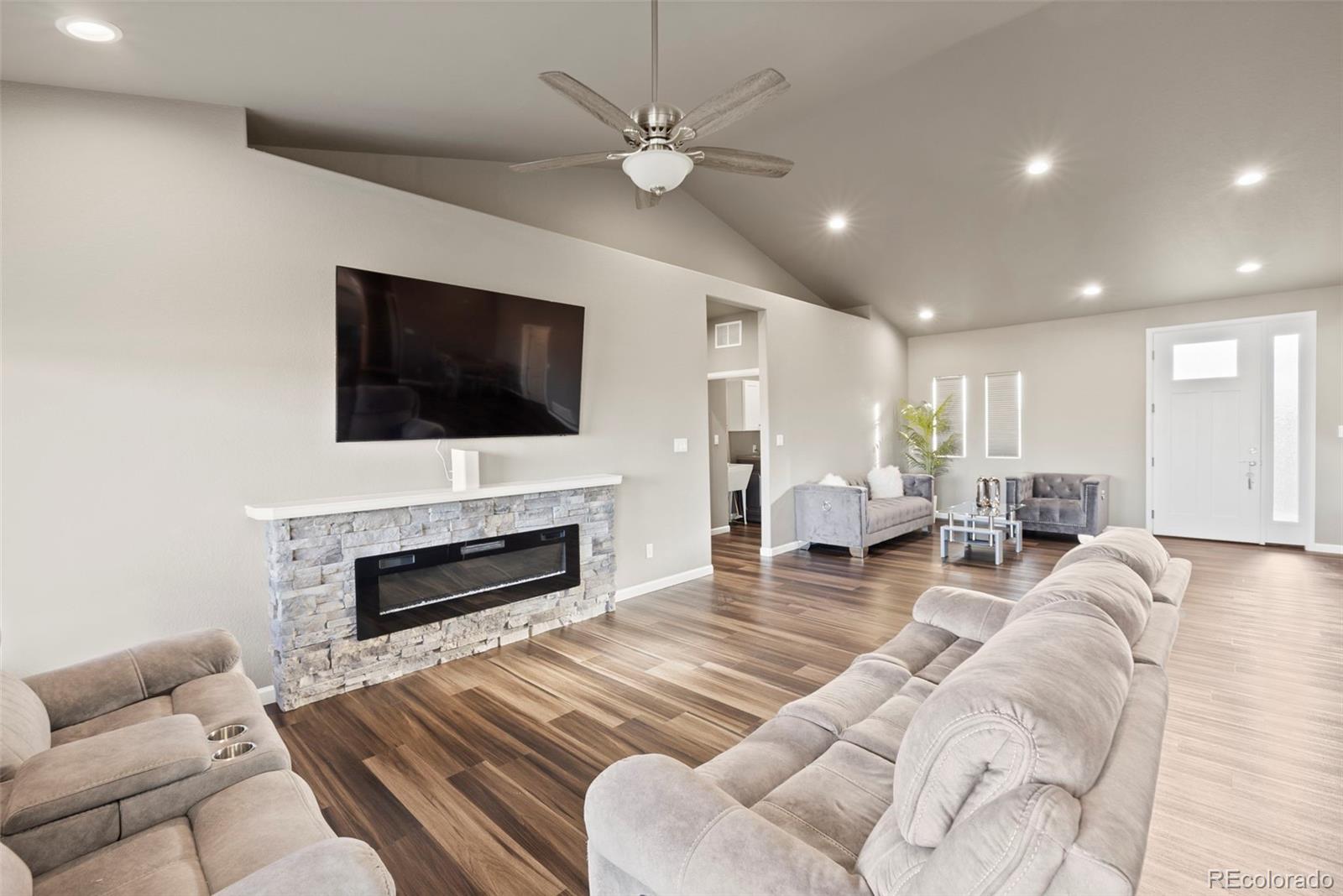 MLS Image #11 for 1461 e ithaca drive,pueblo west, Colorado