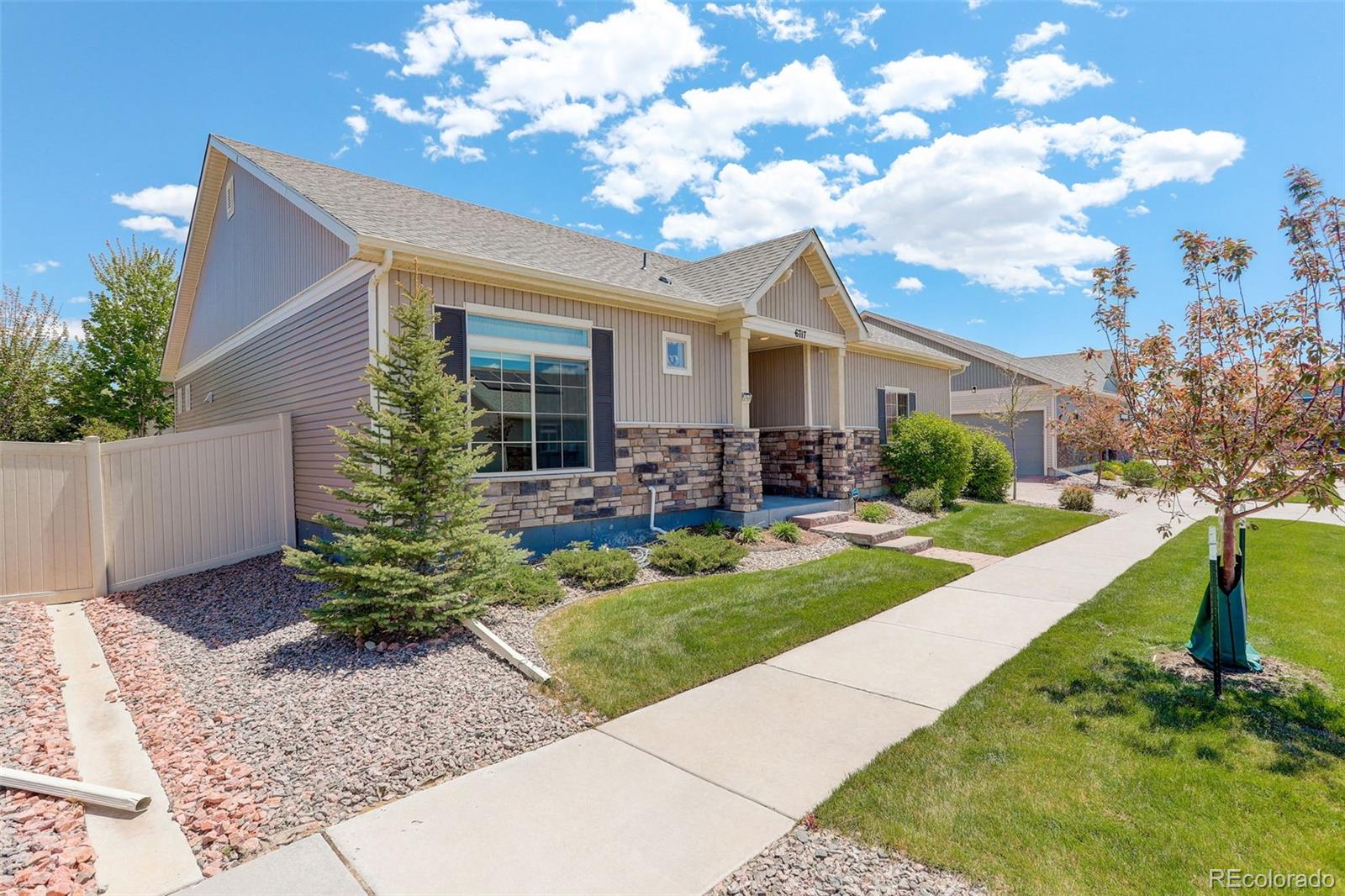 MLS Image #2 for 6717  golden briar lane,colorado springs, Colorado