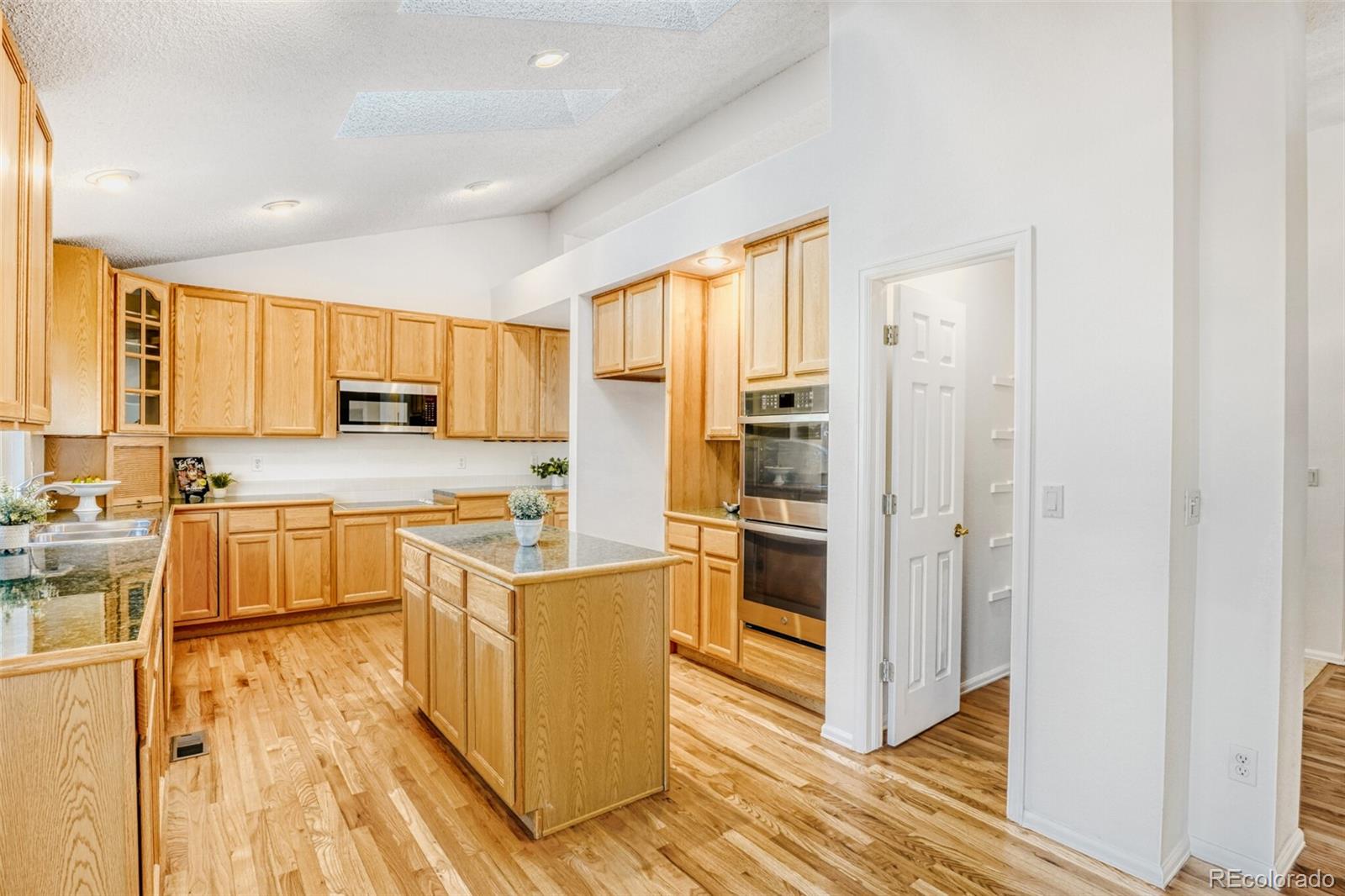 MLS Image #12 for 16069 w 65th place,arvada, Colorado