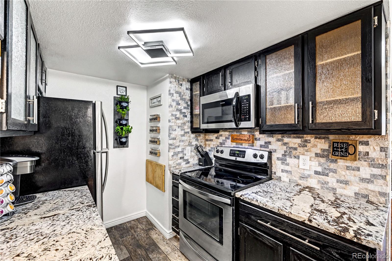 MLS Image #14 for 1358 s irving street,denver, Colorado