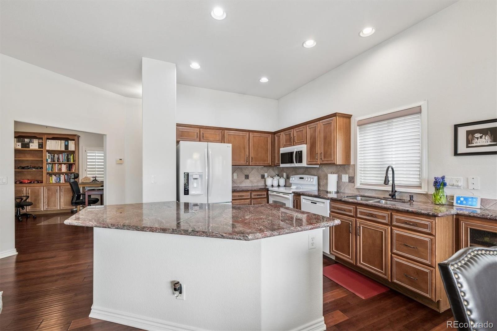 MLS Image #5 for 6030 w colorado lane,lakewood, Colorado