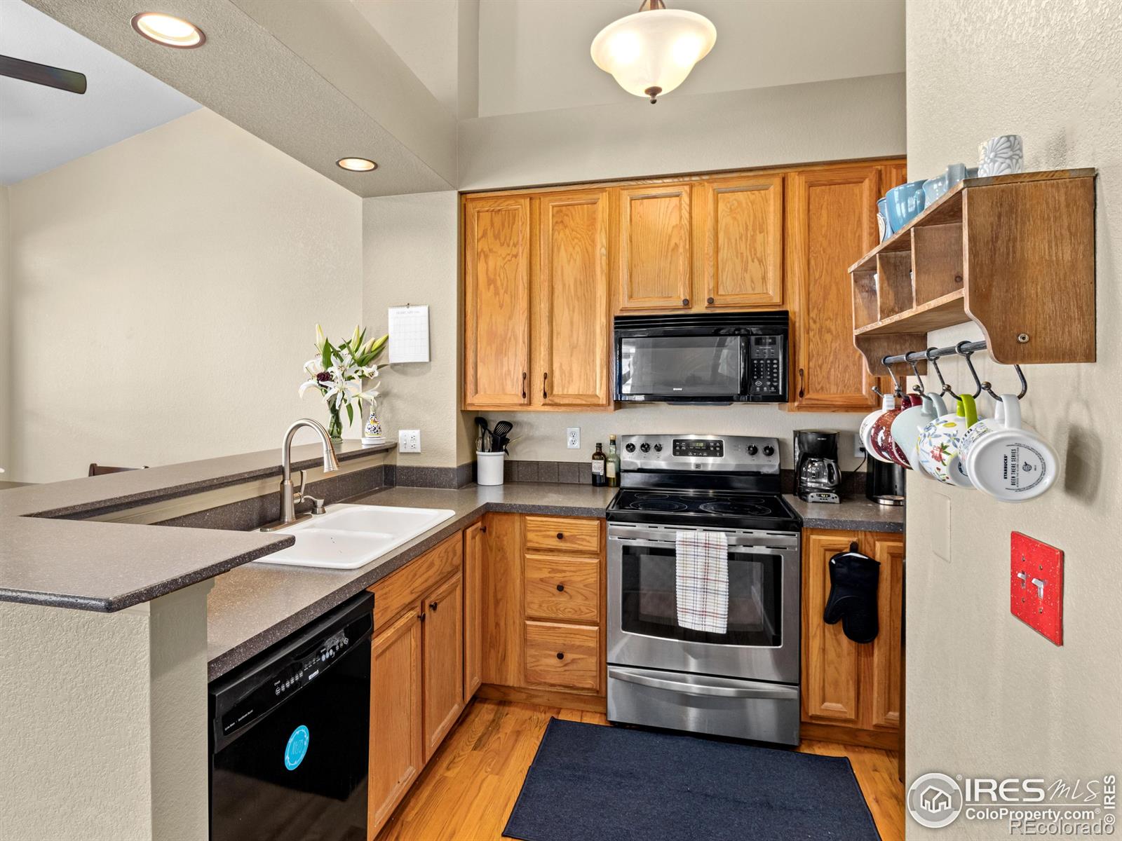 MLS Image #8 for 3644  oakwood drive,longmont, Colorado