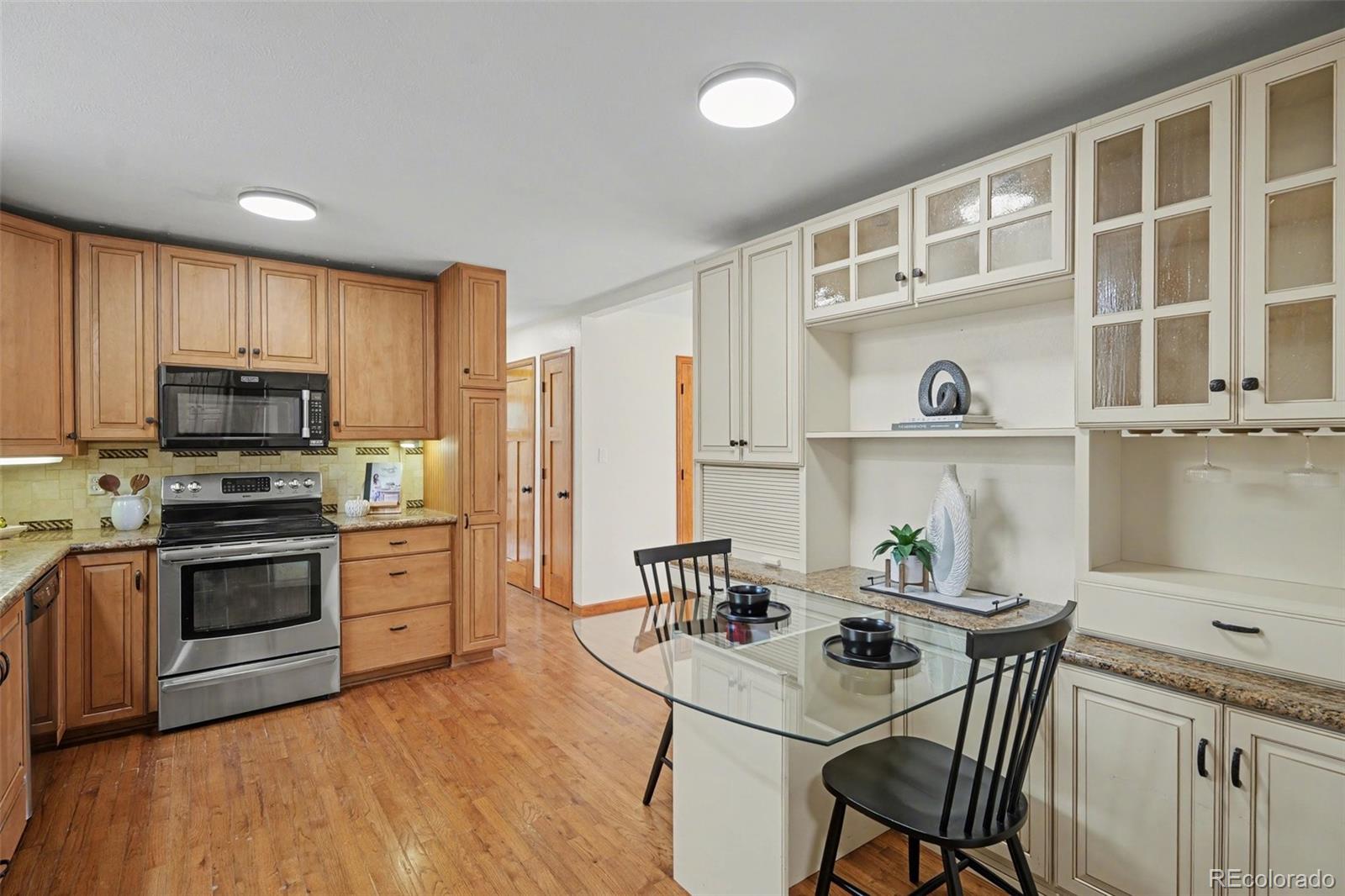 MLS Image #9 for 7356 s bannock drive,littleton, Colorado