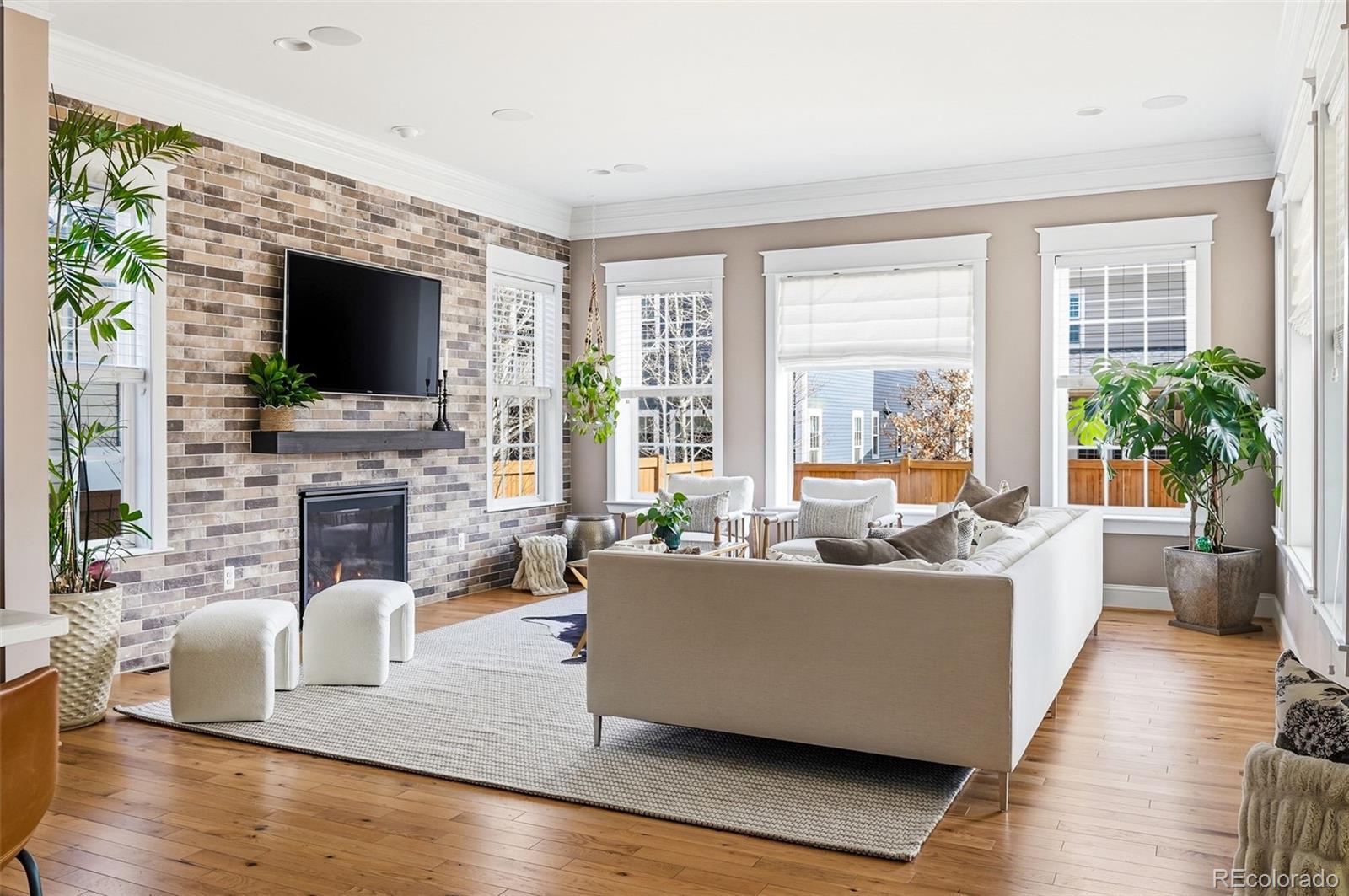 MLS Image #5 for 6082  chester street,denver, Colorado