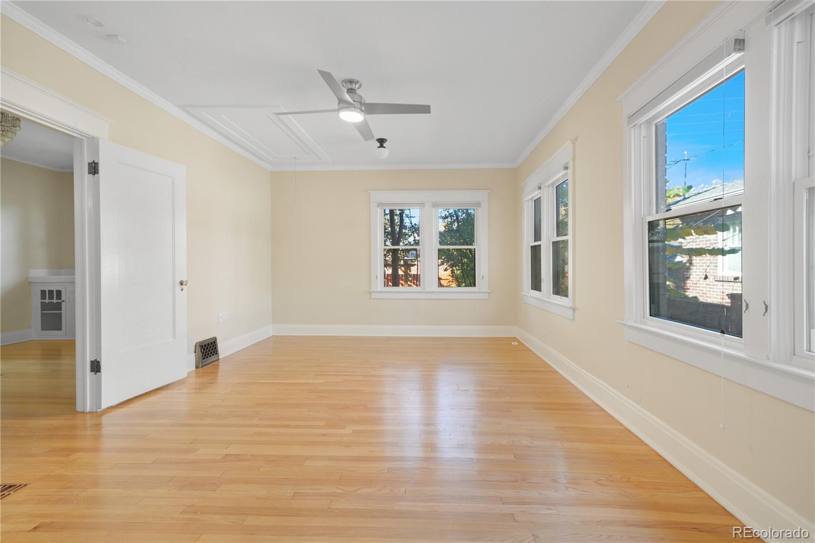 MLS Image #18 for 801  harrison street,denver, Colorado