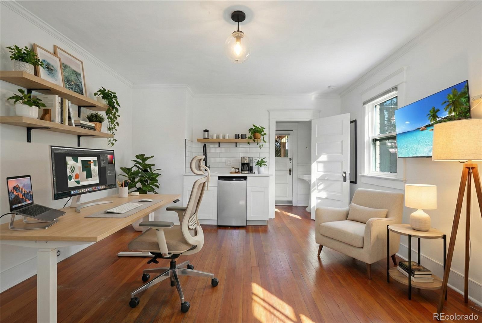 MLS Image #4 for 801  harrison street,denver, Colorado