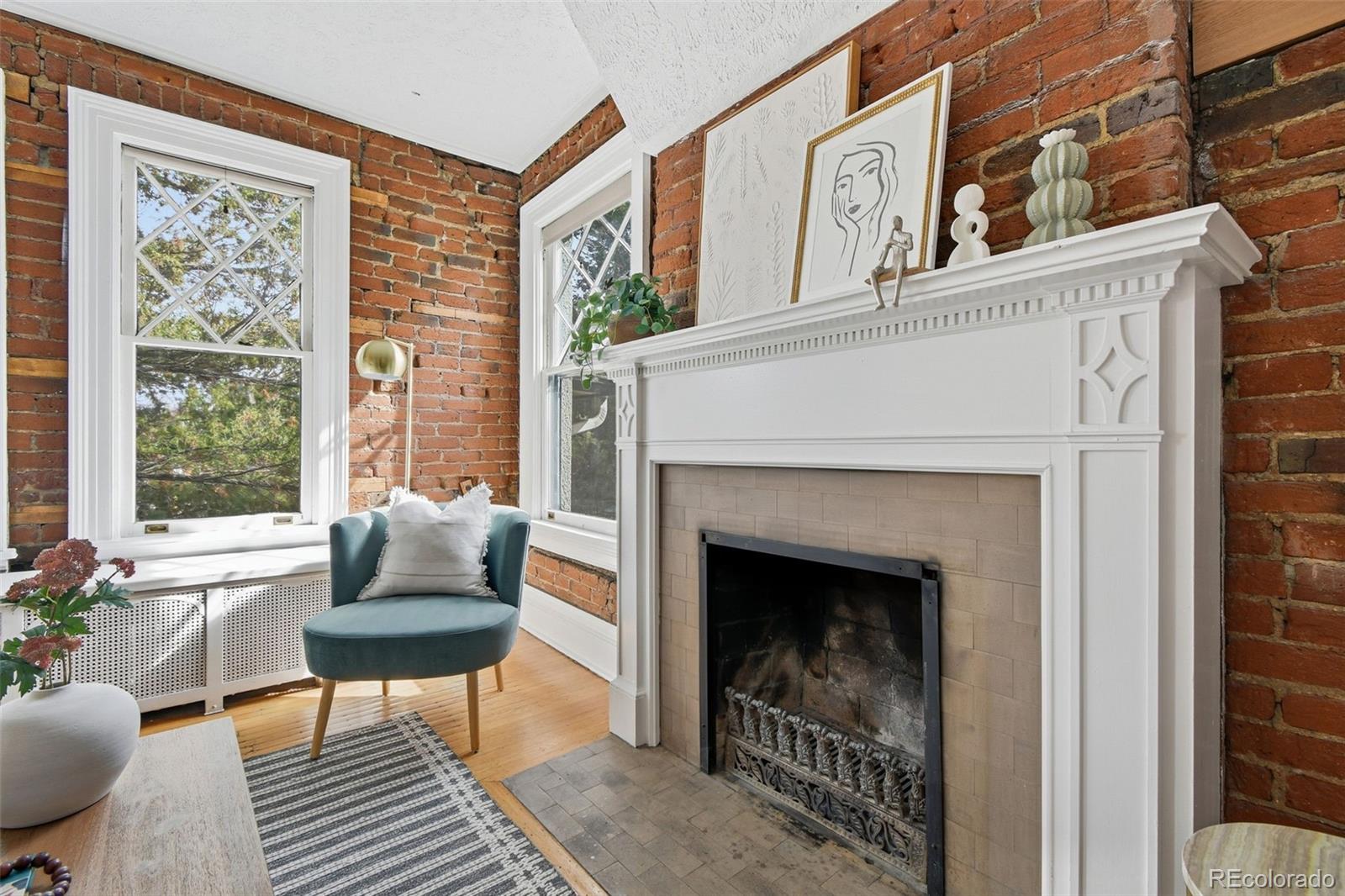 MLS Image #12 for 1057 n emerson street a,denver, Colorado