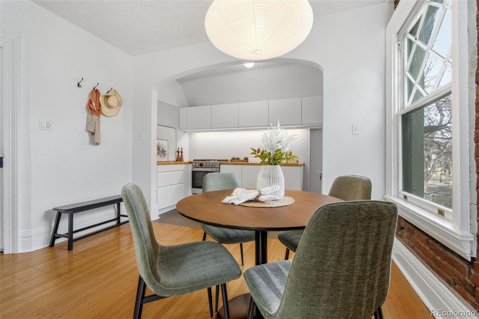 MLS Image #16 for 1057 n emerson street a,denver, Colorado