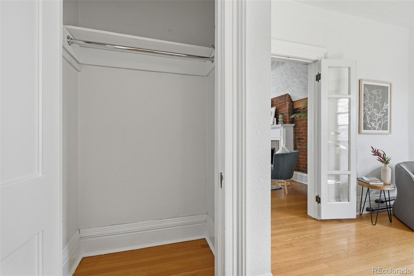 MLS Image #21 for 1057 n emerson street a,denver, Colorado