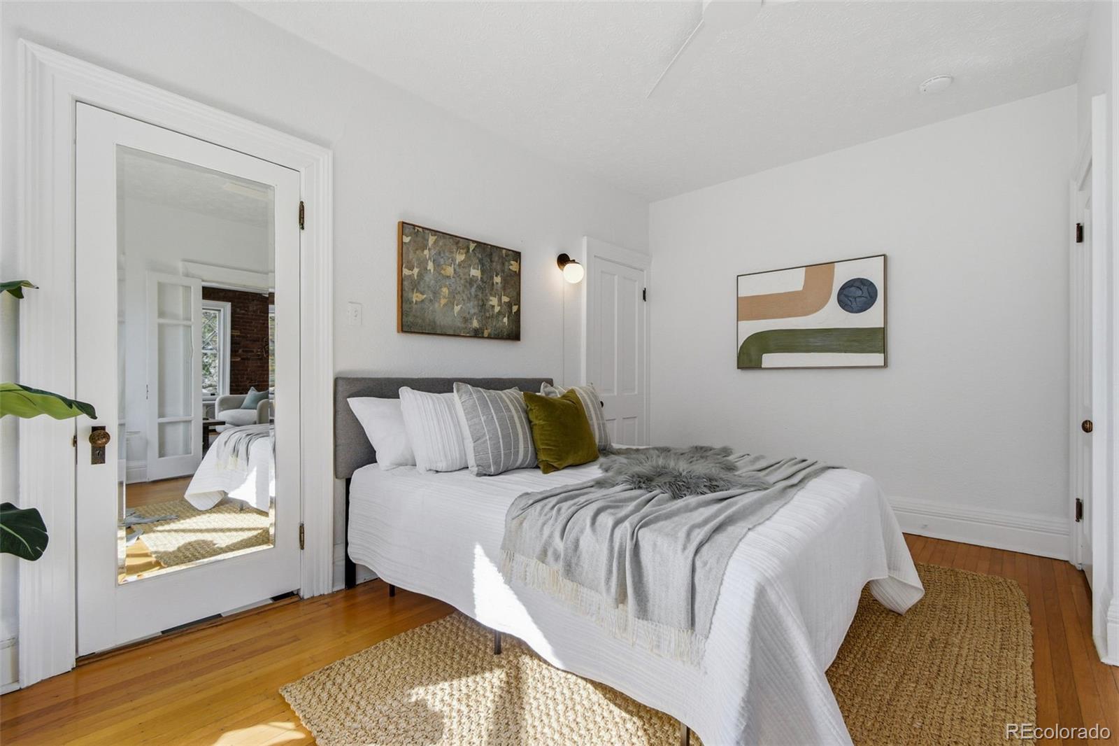 MLS Image #23 for 1057 n emerson street a,denver, Colorado