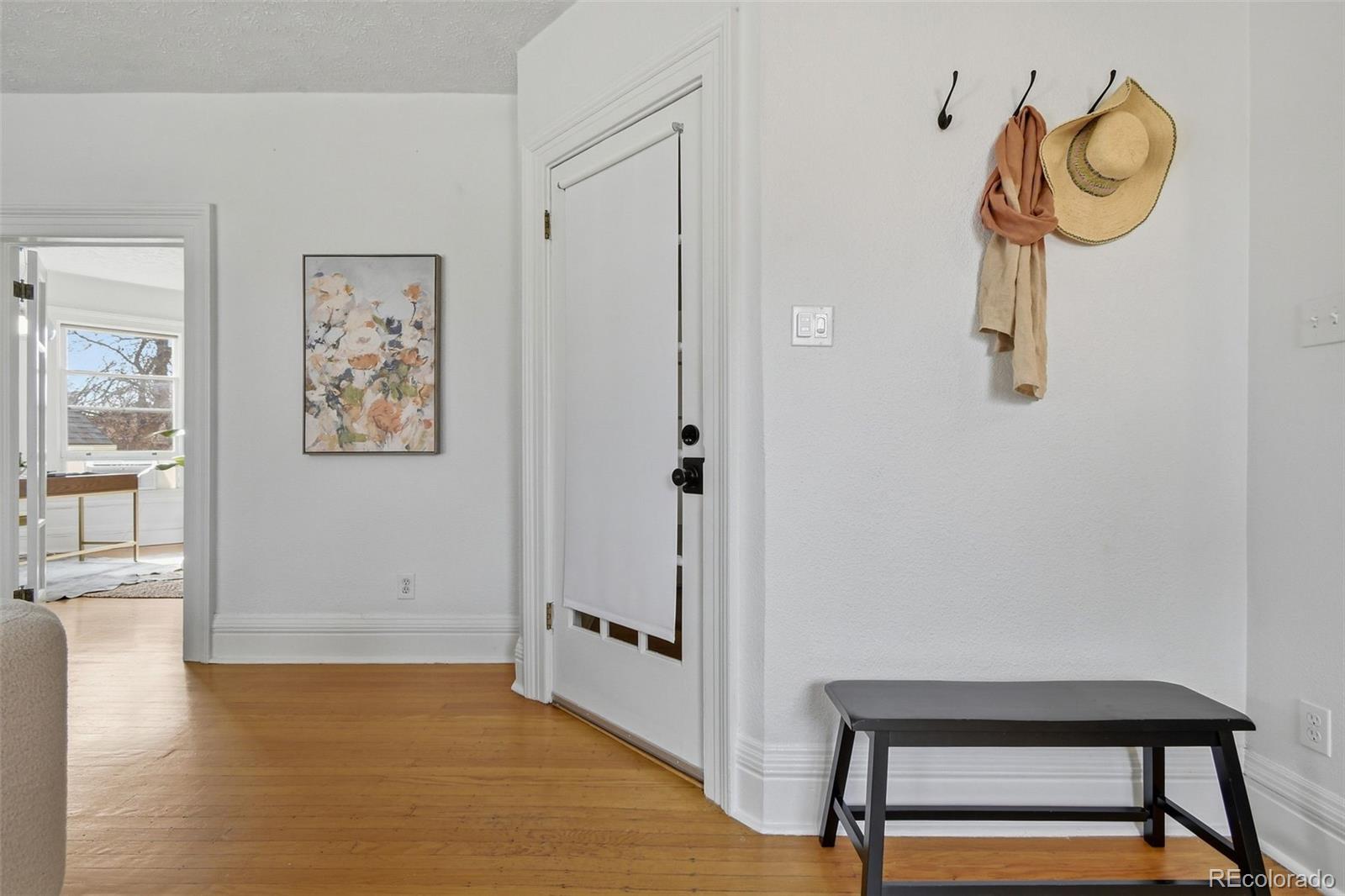 MLS Image #7 for 1057 n emerson street a,denver, Colorado