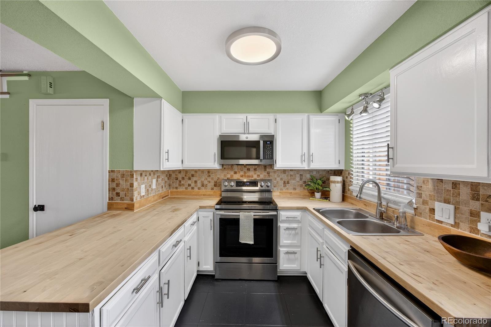 MLS Image #8 for 9410 w ontario drive ,littleton, Colorado