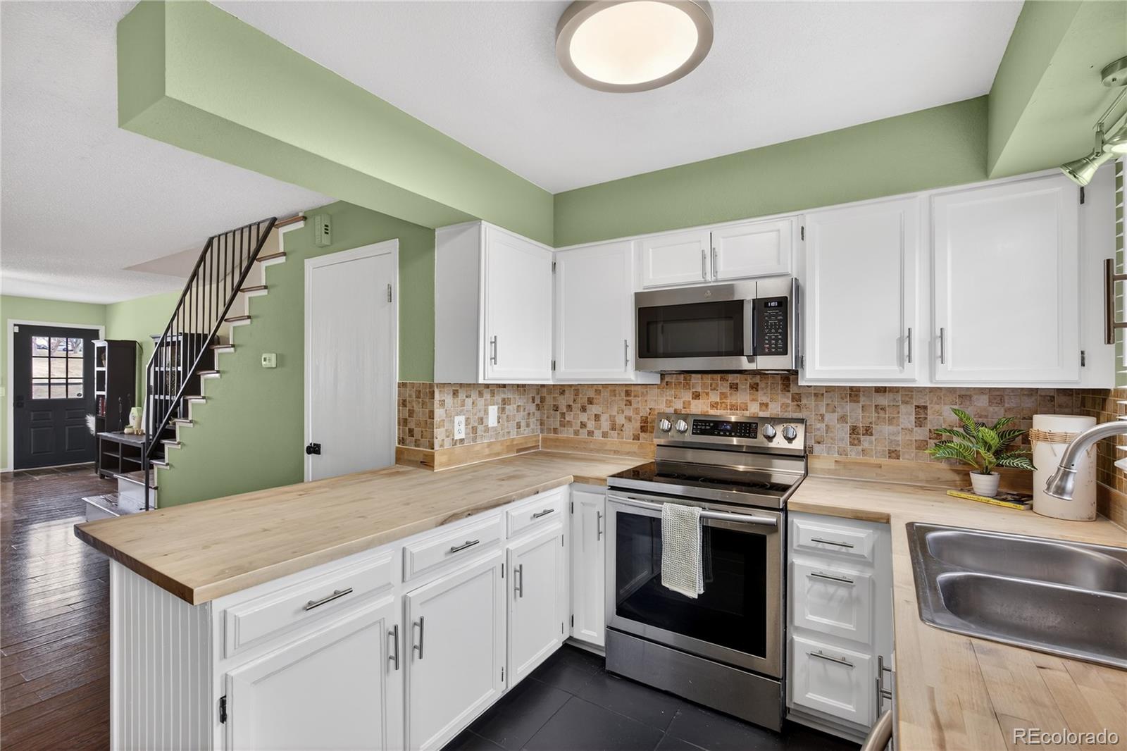 MLS Image #9 for 9410 w ontario drive ,littleton, Colorado