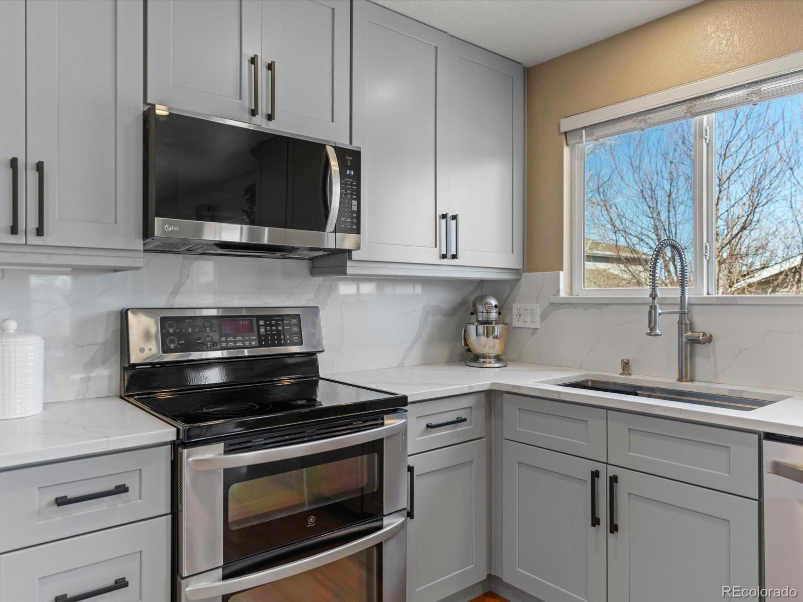 MLS Image #13 for 16483 e otero place,englewood, Colorado