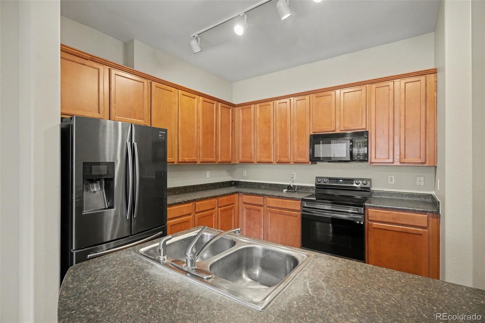 MLS Image #2 for 8467  canyon rim circle 302,englewood, Colorado