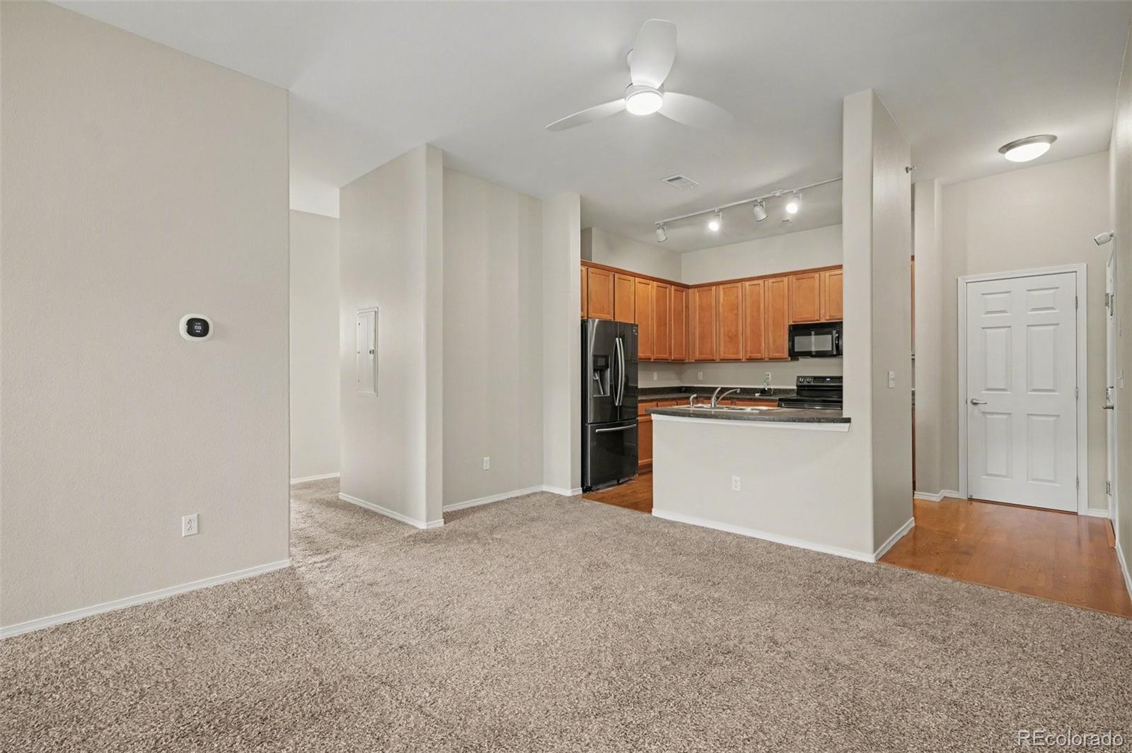 MLS Image #4 for 8467  canyon rim circle 302,englewood, Colorado