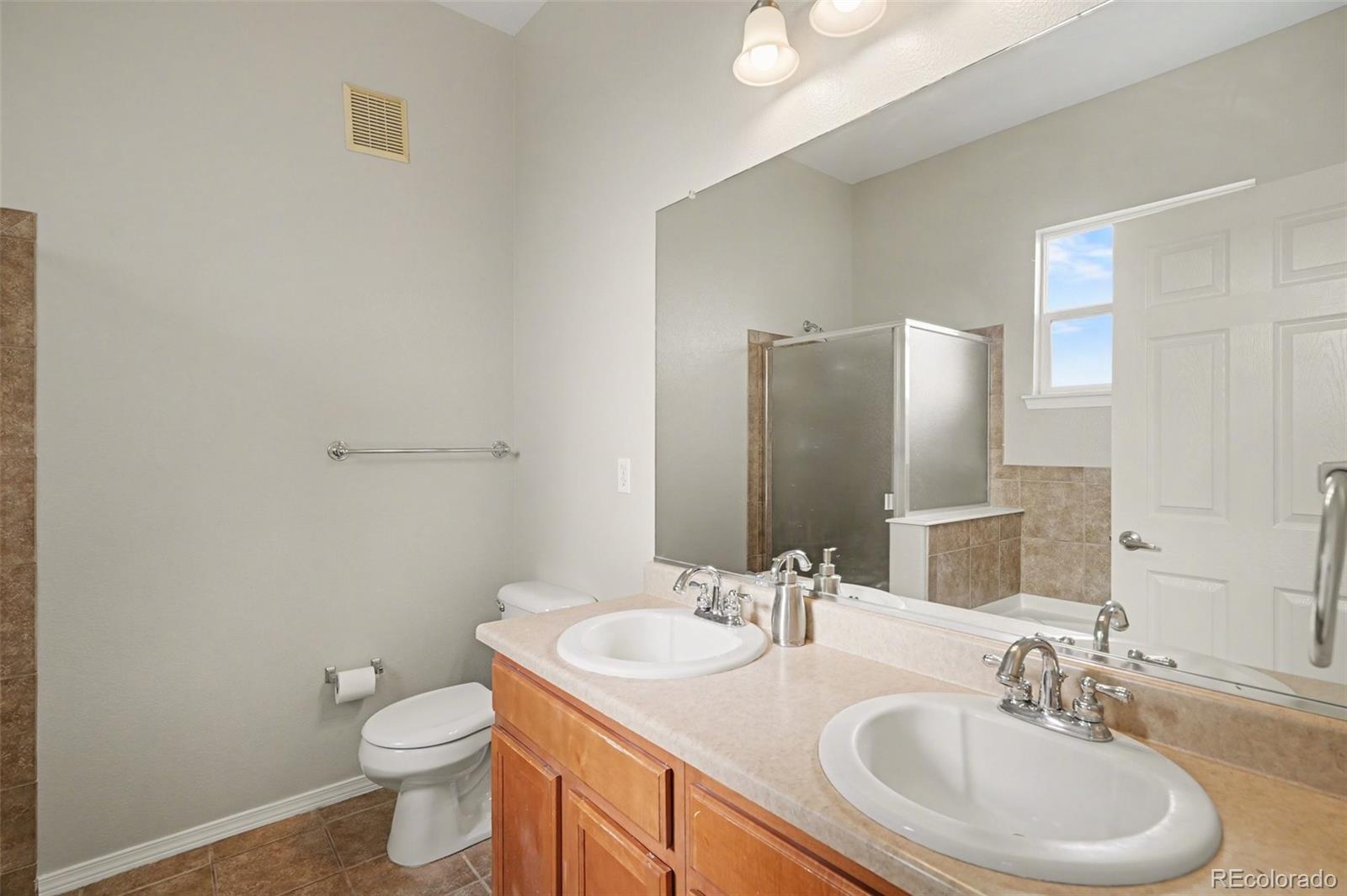 MLS Image #9 for 8467  canyon rim circle 302,englewood, Colorado