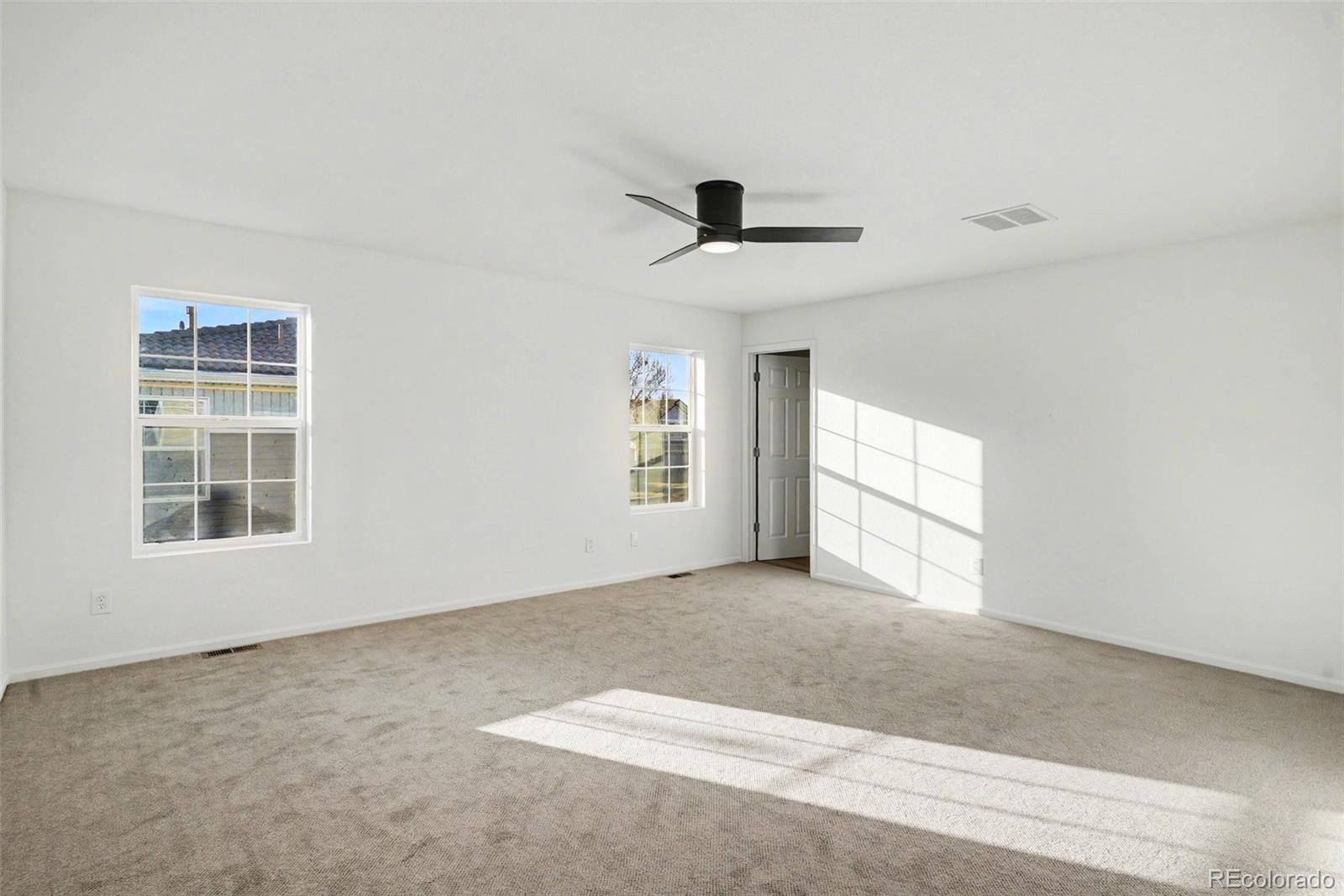 MLS Image #11 for 5559  gibraltar street,denver, Colorado