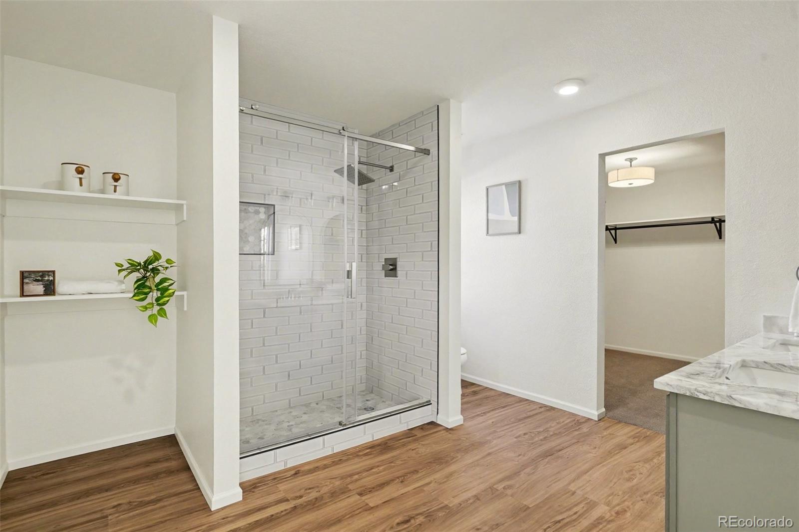 MLS Image #13 for 5559  gibraltar street,denver, Colorado