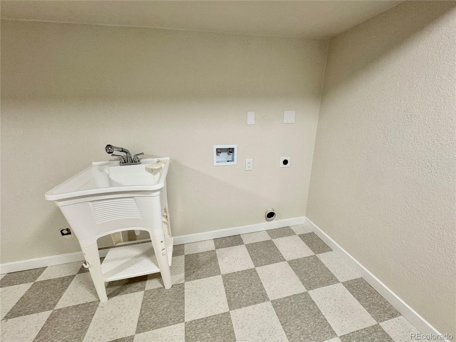 MLS Image #27 for 2643 s wadsworth circle,denver, Colorado