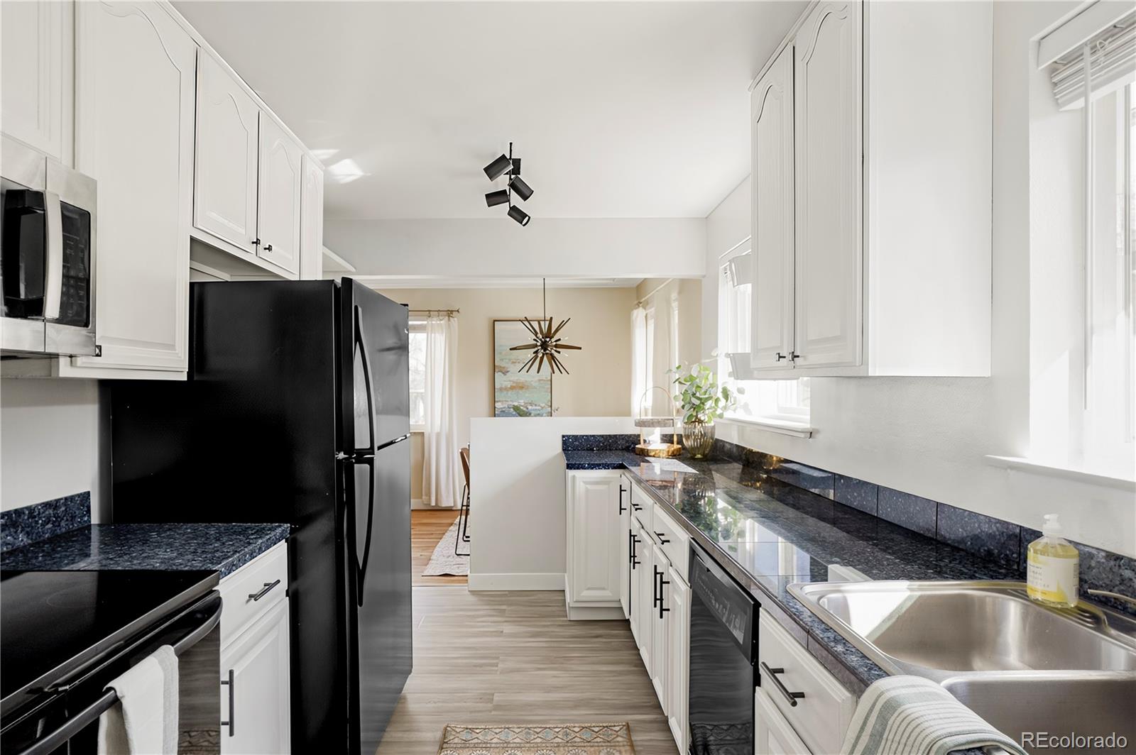 MLS Image #16 for 5331 s hickory street,littleton, Colorado