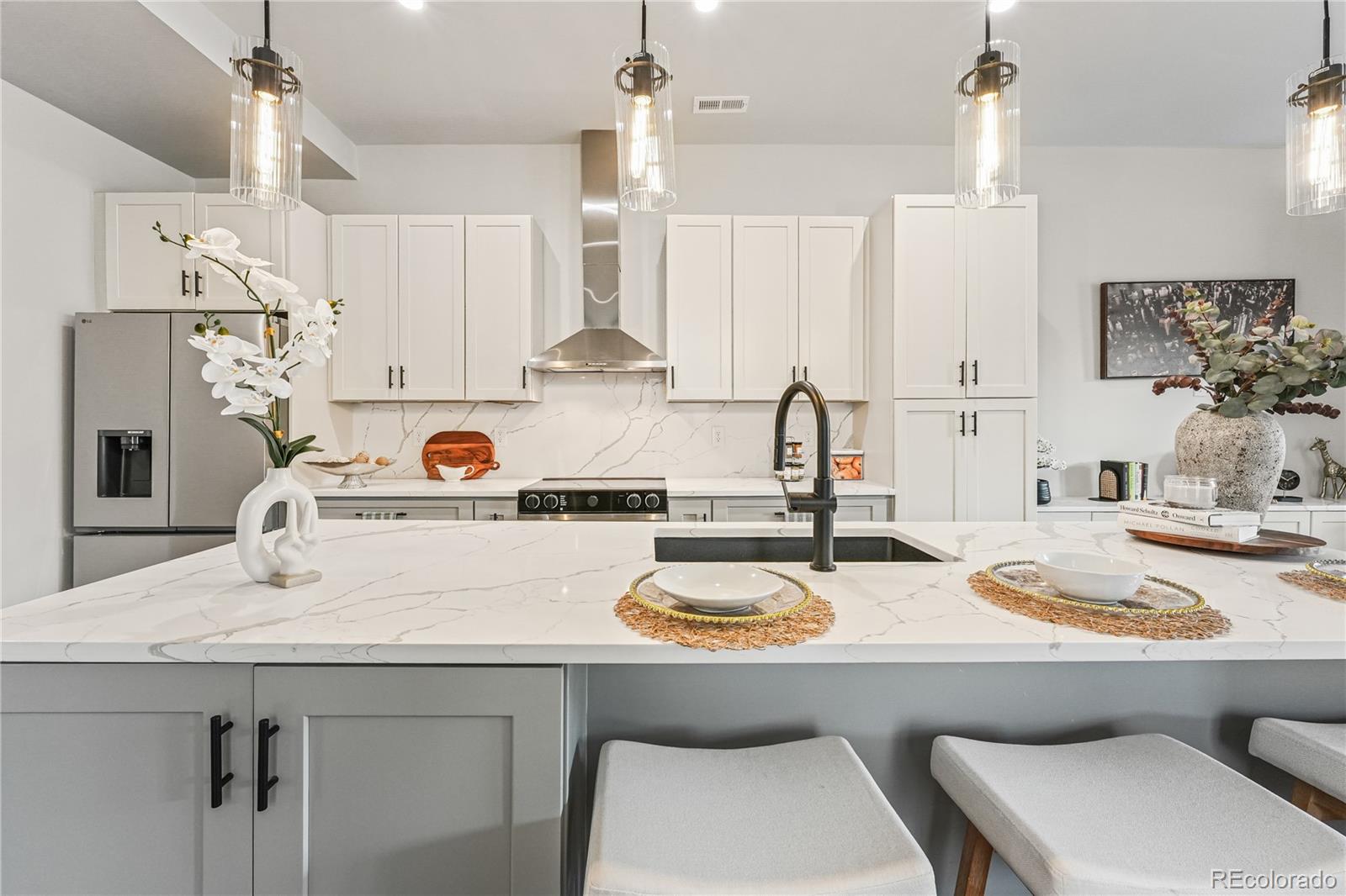 MLS Image #5 for 2949  glenarm place,denver, Colorado