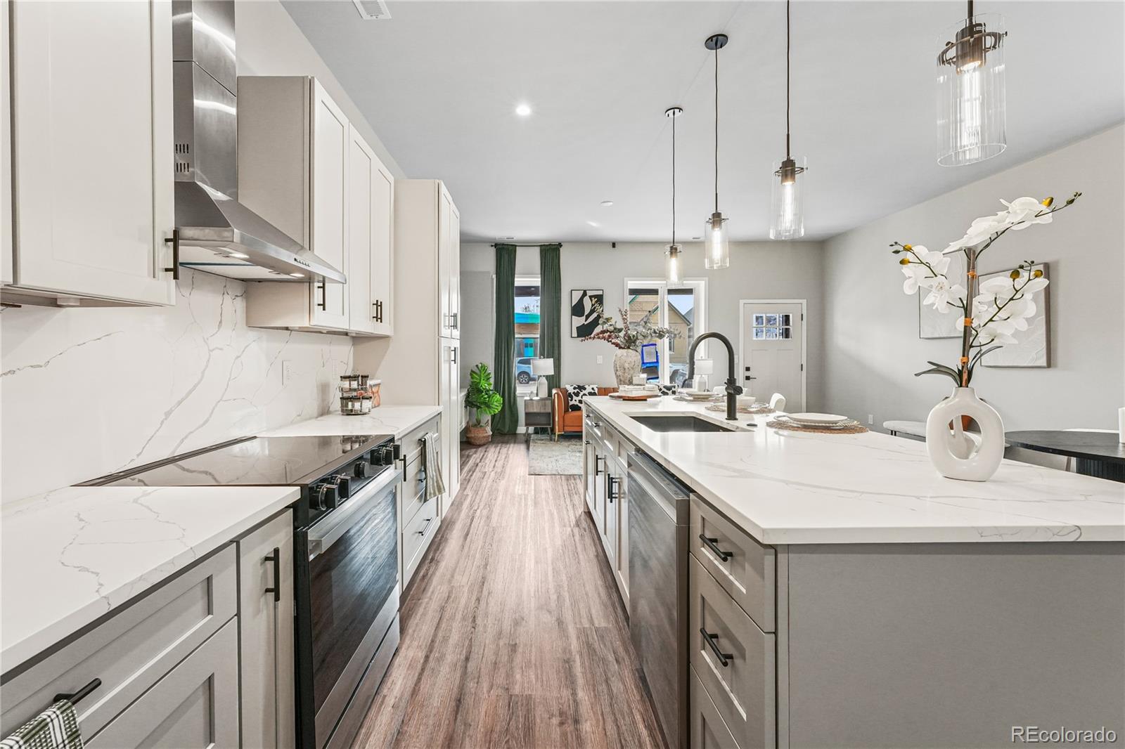 MLS Image #8 for 2949  glenarm place,denver, Colorado