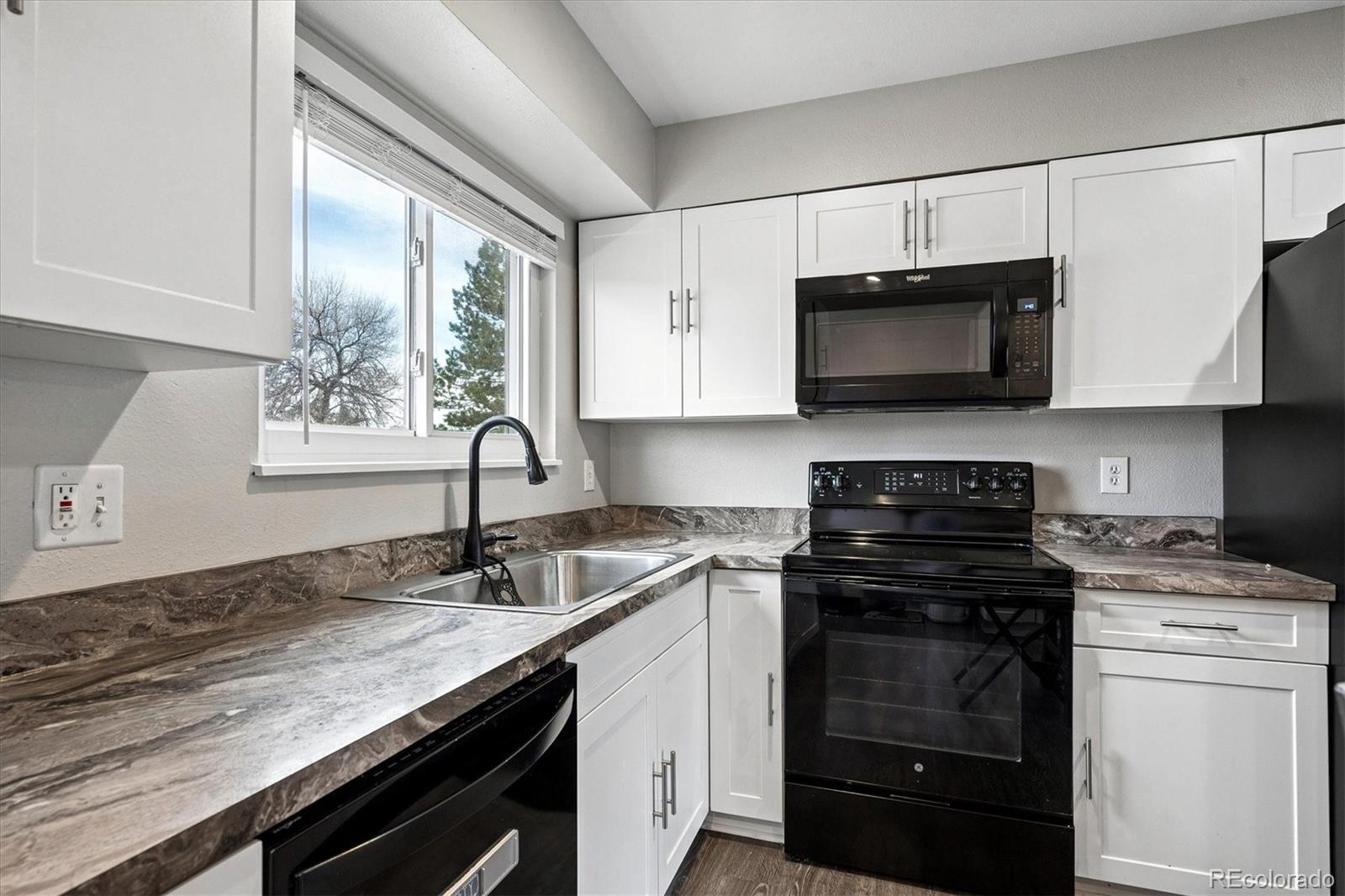 MLS Image #11 for 4590 s braun court,morrison, Colorado
