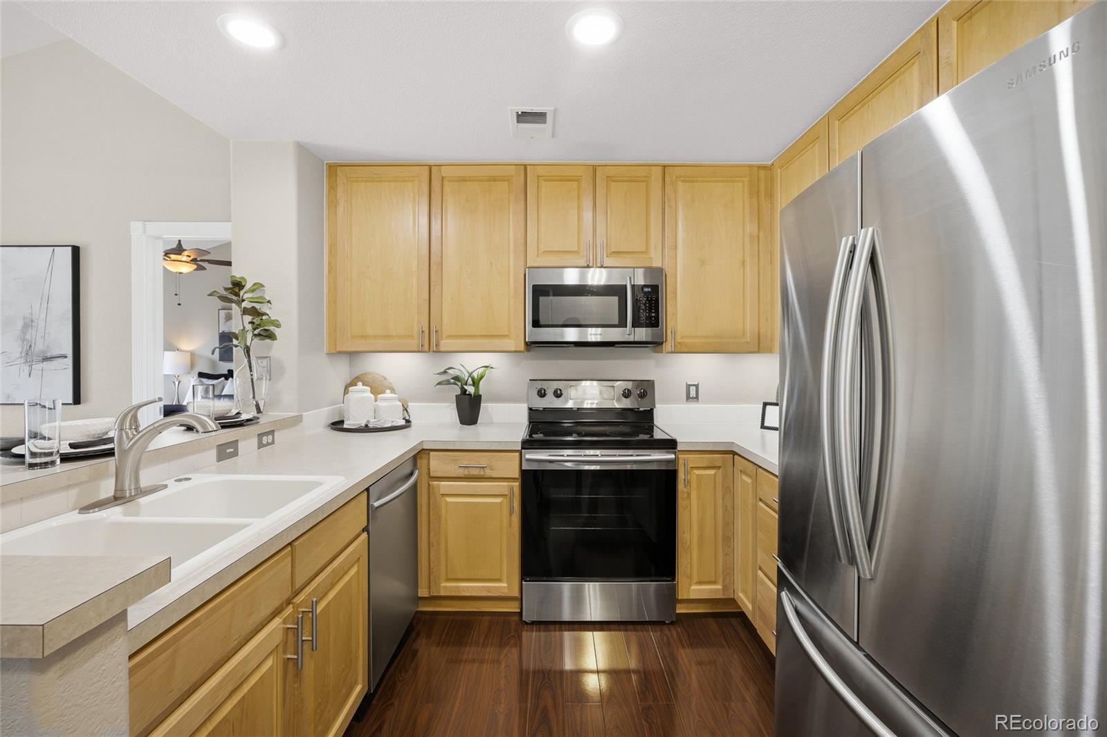 MLS Image #4 for 4385 s balsam street 8-202,denver, Colorado