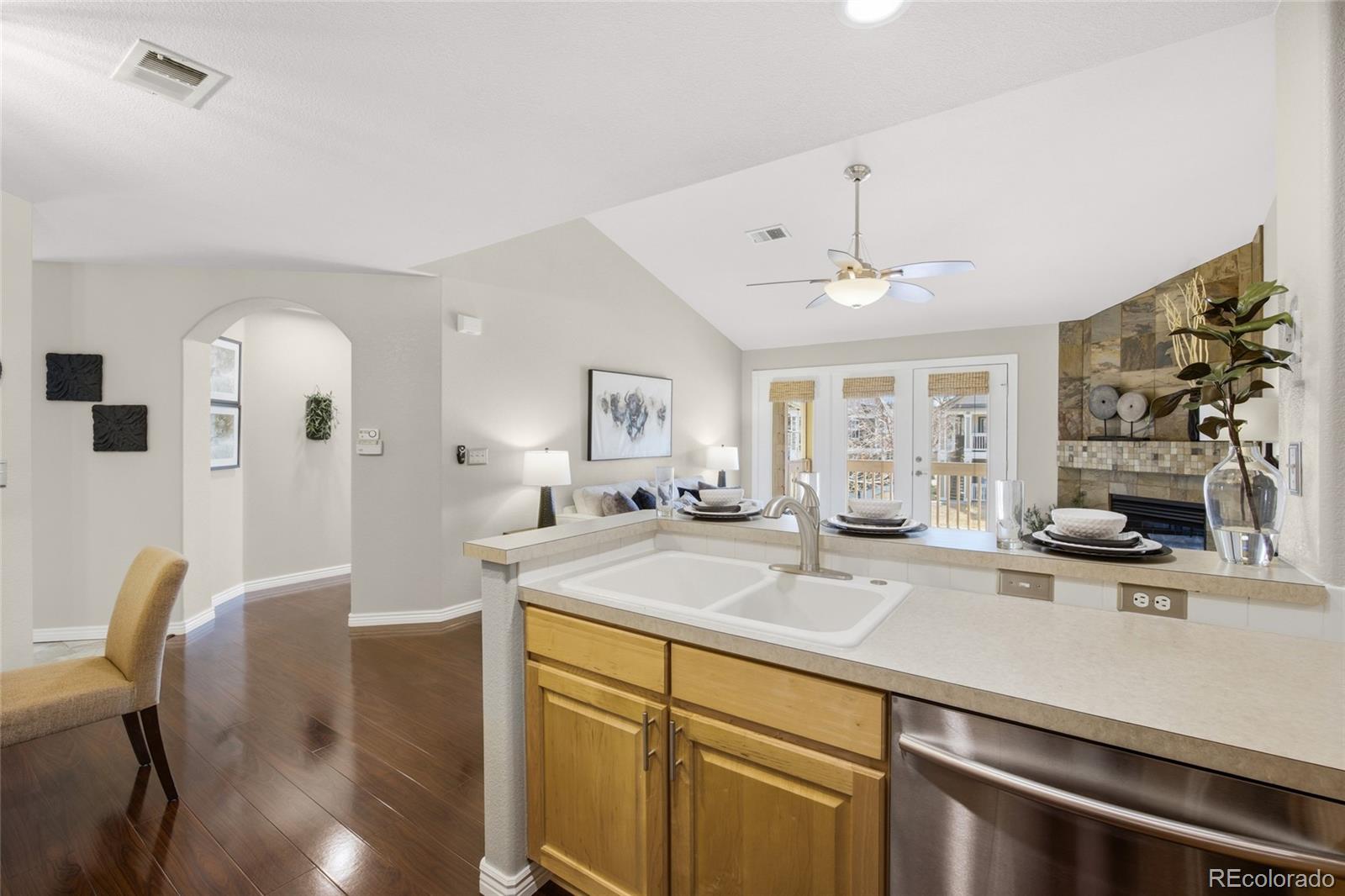 MLS Image #5 for 4385 s balsam street 8-202,denver, Colorado