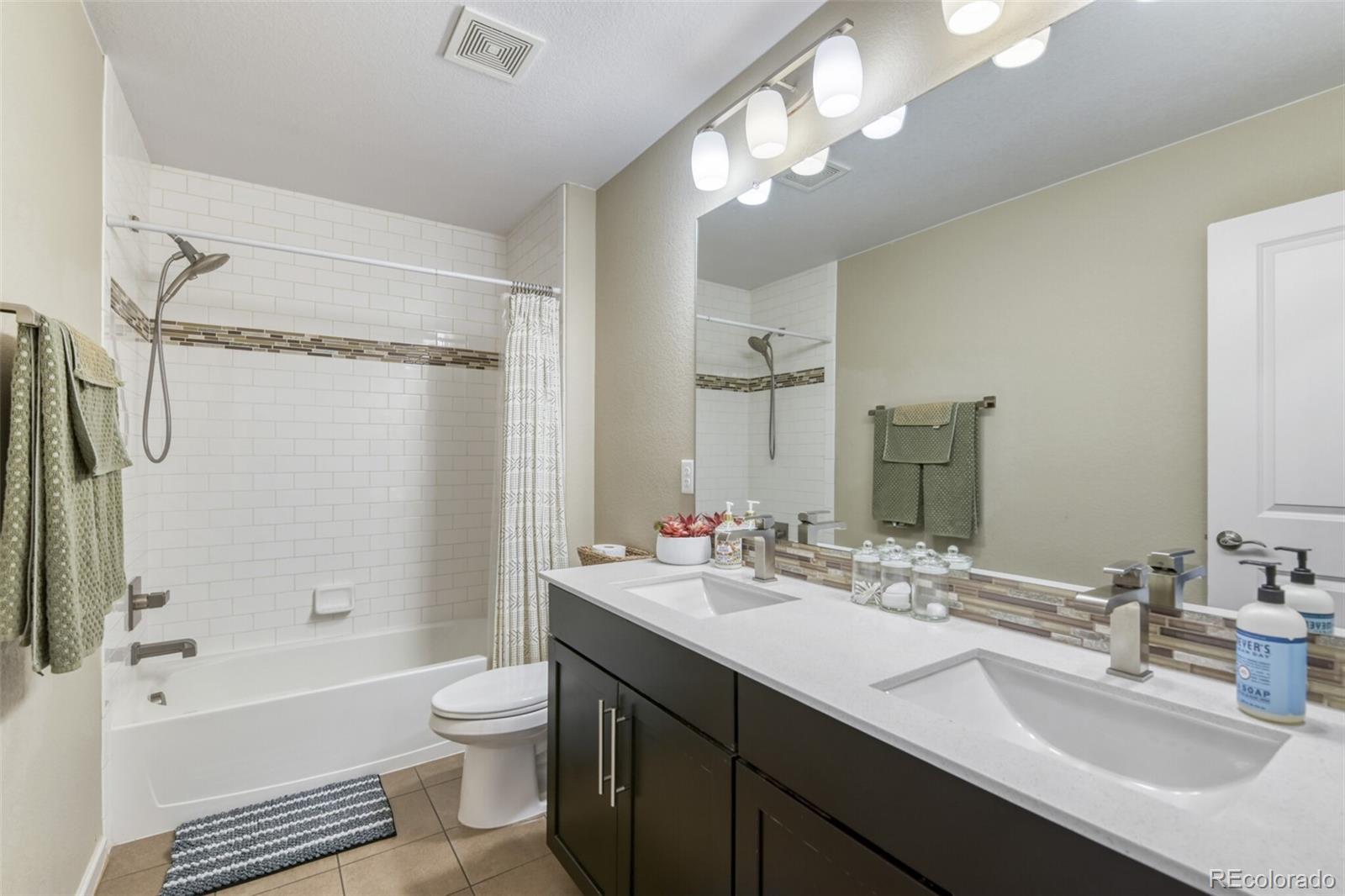 MLS Image #20 for 15691  village circle,commerce city, Colorado