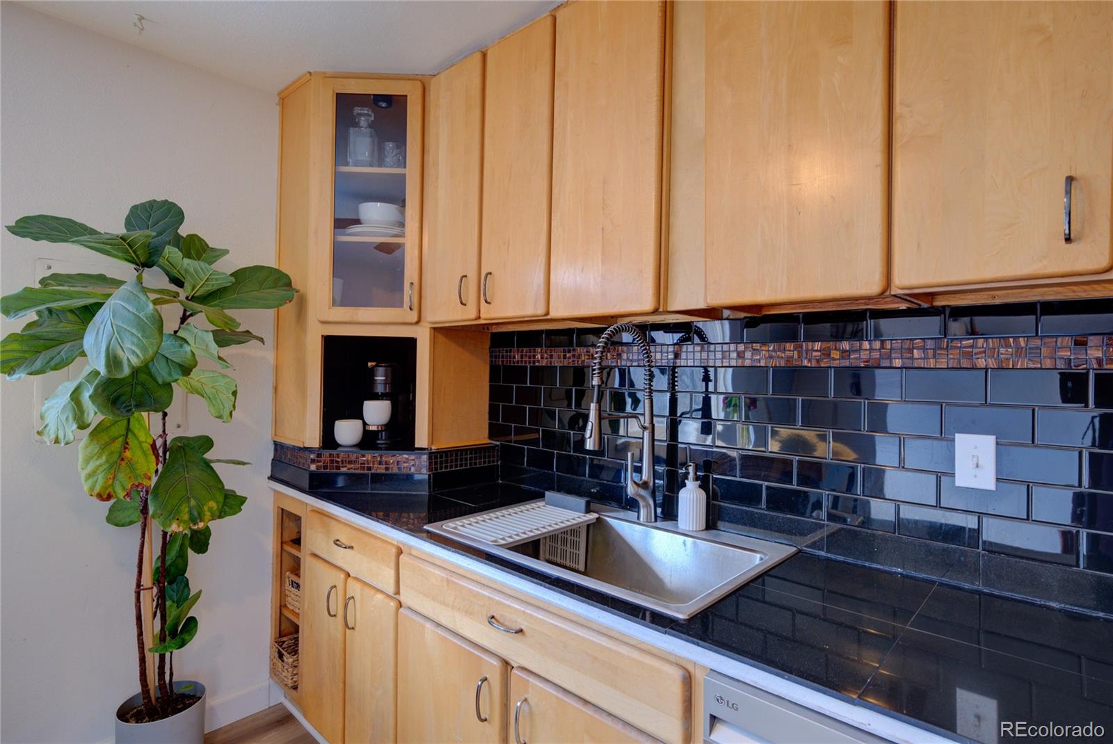 MLS Image #9 for 4717 s gracemoor circle,colorado springs, Colorado