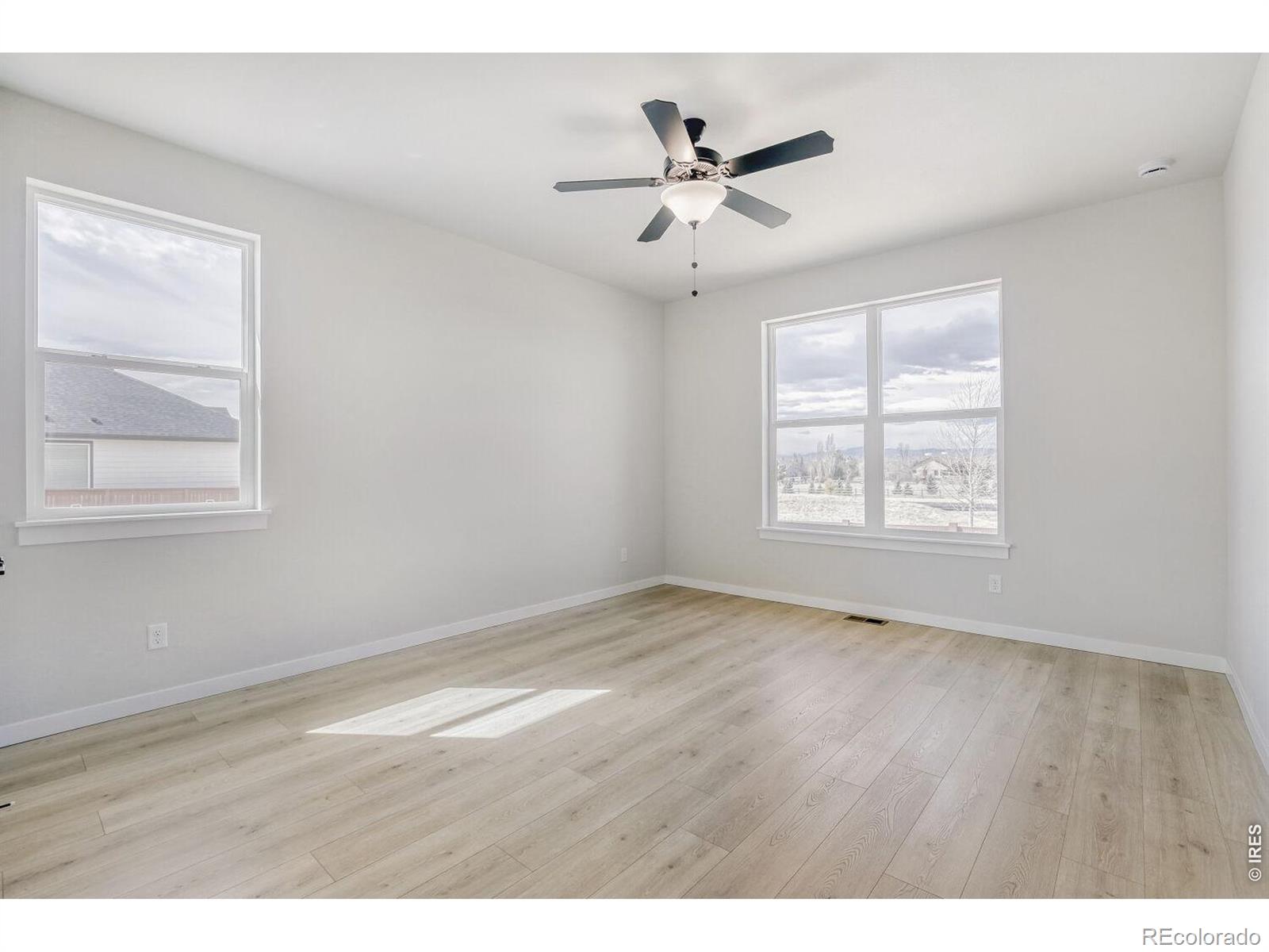 MLS Image #10 for 2064  dusk court,windsor, Colorado